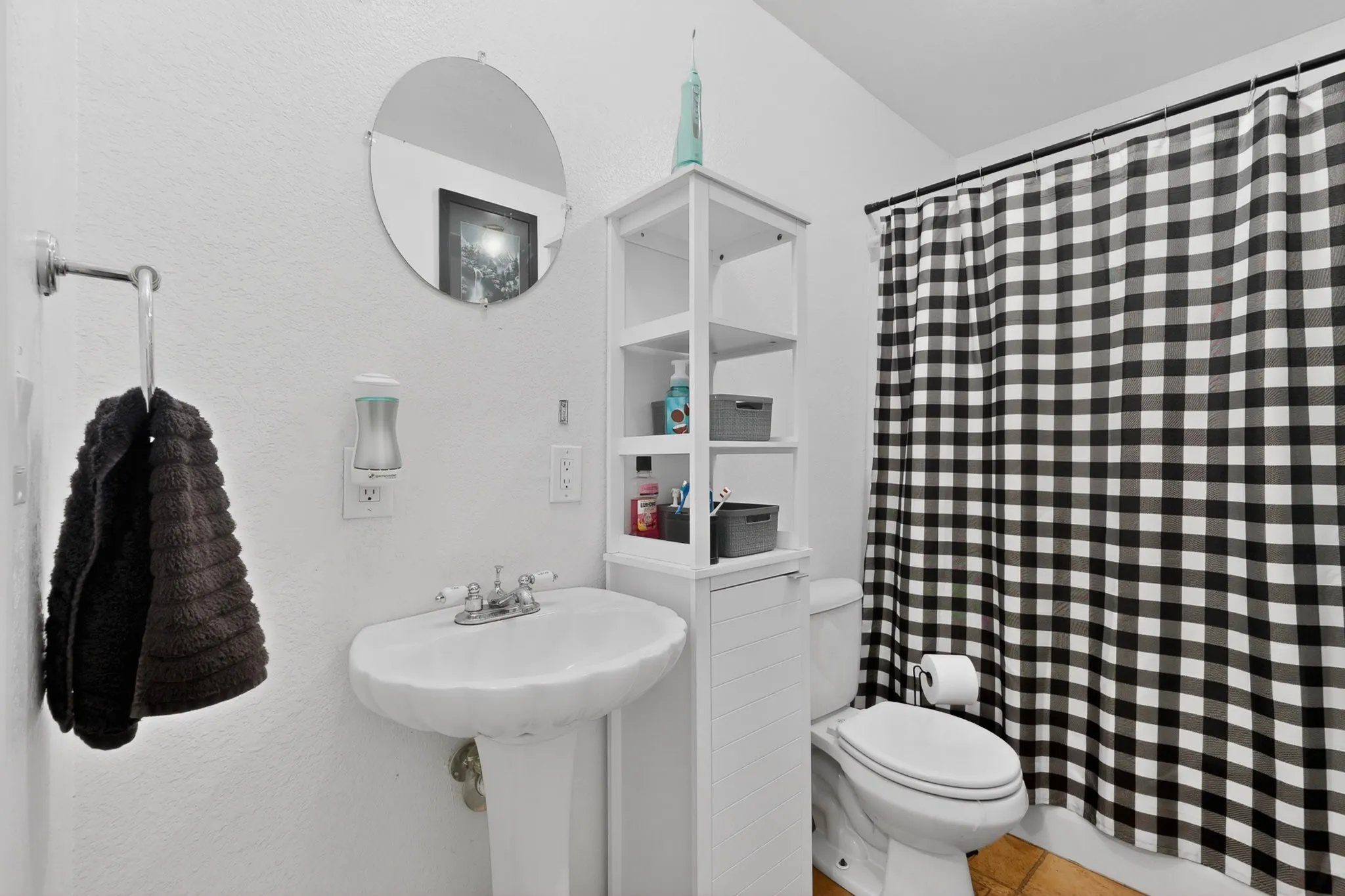 Single Family Residence For Sale in Collin County , 3134 Gunsmoke Drive, Farmersville, Texas 75442, 3 Bedroom, 2 Bathroom, 2 Garage spaces, 1,920 Sqft, built in 2006, mls#21258653, Real Estate Agent in Farmersville, Homes For Sale in Collin county, Homes For Sale in Farmersville, Realtor in Farmersville Texas, Real Estate Brokerage Independent Realty Texas, Luminita Cordes Realtor