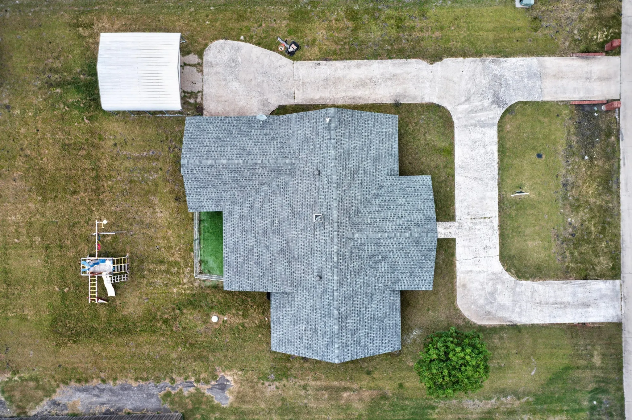 Single Family Residence For Sale in Collin County , 3134 Gunsmoke Drive, Farmersville, Texas 75442, 3 Bedroom, 2 Bathroom, 2 Garage spaces, 1,920 Sqft, built in 2006, mls#21258653, Real Estate Agent in Farmersville, Homes For Sale in Collin county, Homes For Sale in Farmersville, Realtor in Farmersville Texas, Real Estate Brokerage Independent Realty Texas, Luminita Cordes Realtor