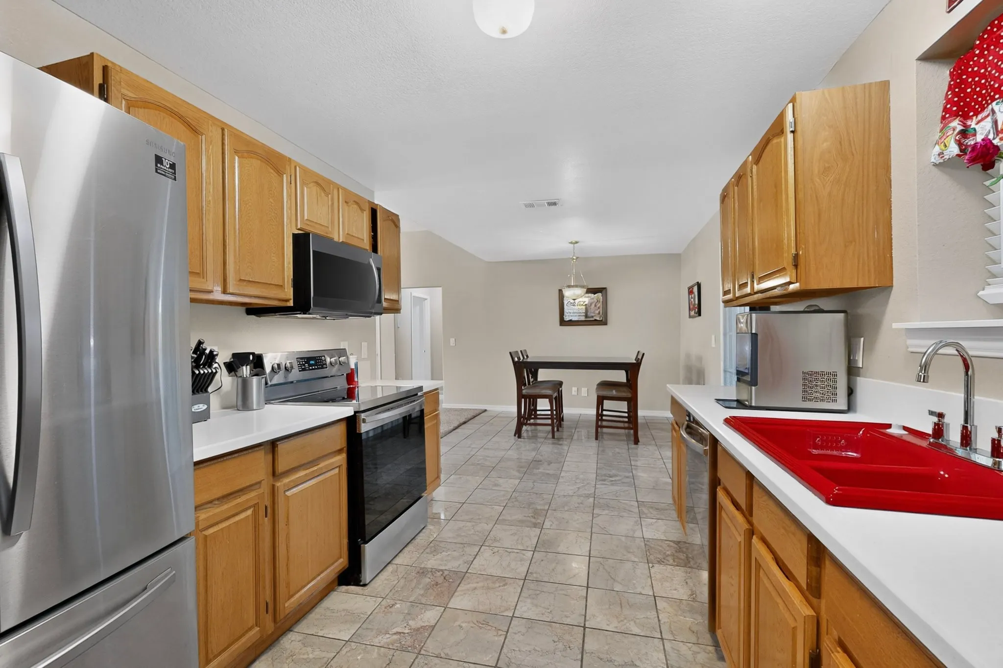 Single Family Residence For Sale in Collin County , 3134 Gunsmoke Drive, Farmersville, Texas 75442, 3 Bedroom, 2 Bathroom, 2 Garage spaces, 1,920 Sqft, built in 2006, mls#21258653, Real Estate Agent in Farmersville, Homes For Sale in Collin county, Homes For Sale in Farmersville, Realtor in Farmersville Texas, Real Estate Brokerage Independent Realty Texas, Luminita Cordes Realtor