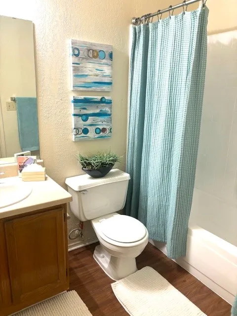 Townhouse For Rent in Tarrant County , 4371 Hulen Circle E, Fort Worth, Texas 76133, 2 Bedrooms, 2 Bathrooms, 2 Garage spaces, 1,392 Sqft, built in 1988, Price $1,550, mls#21259738, Real Estate Agent in Fort Worth, Homes For Rent in Tarrant county, Homes For Rent in Fort Worth, Realtor in Fort Worth Texas, Real Estate Brokerage Independent Realty Texas, Luminita Cordes Realtor