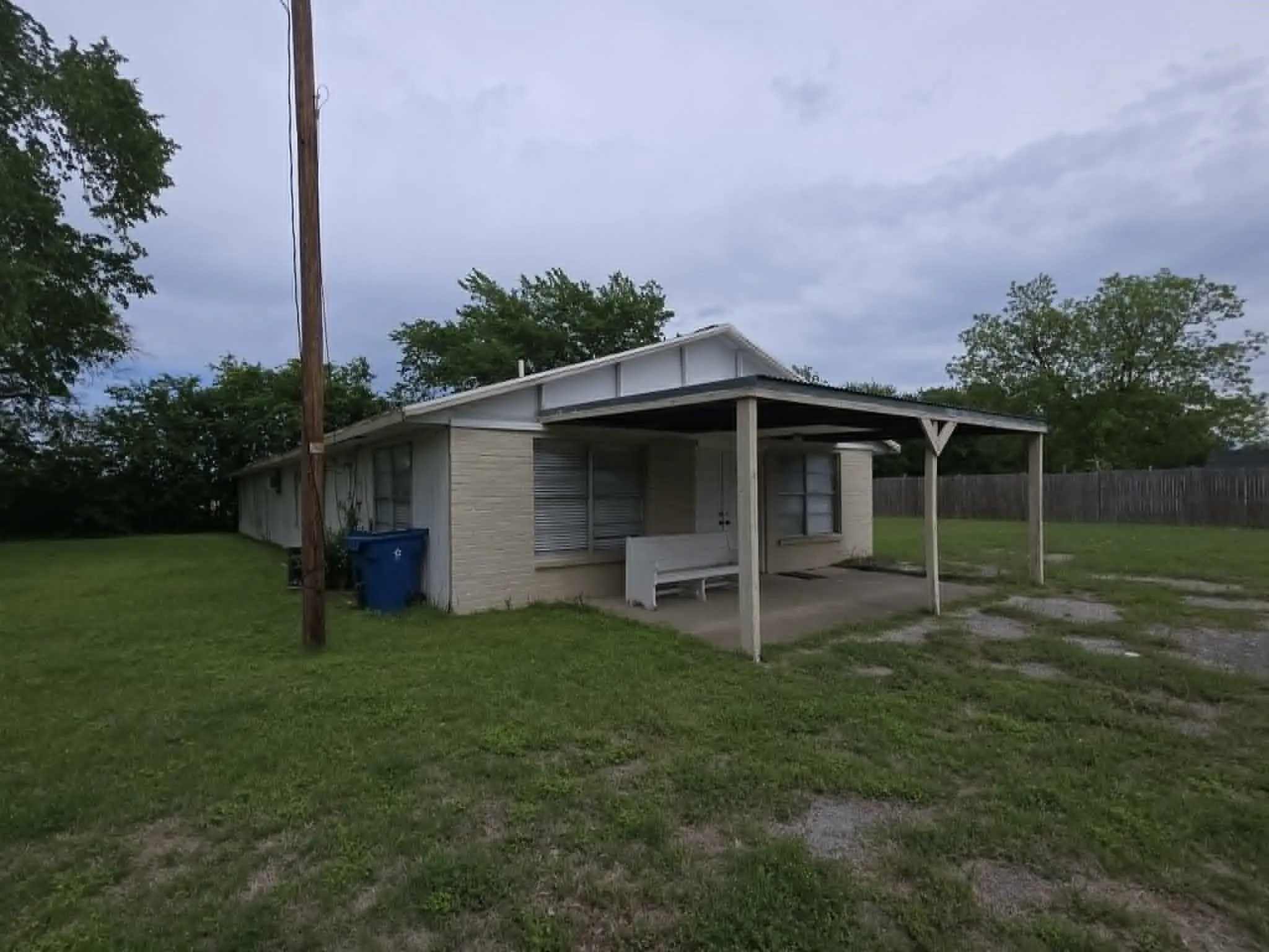 Office For Sale in Limestone County , 932 Highway 171, Mexia, Texas 76667, 0, 0, Garage spaces, 0 Sqft, built in 1980, Preowned, mls#21259606, Real Estate Agent in Mexia, Homes For Sale in Limestone county, Homes For Sale in Mexia, Realtor in Mexia Texas, Real Estate Brokerage Independent Realty Texas, Luminita Cordes Realtor