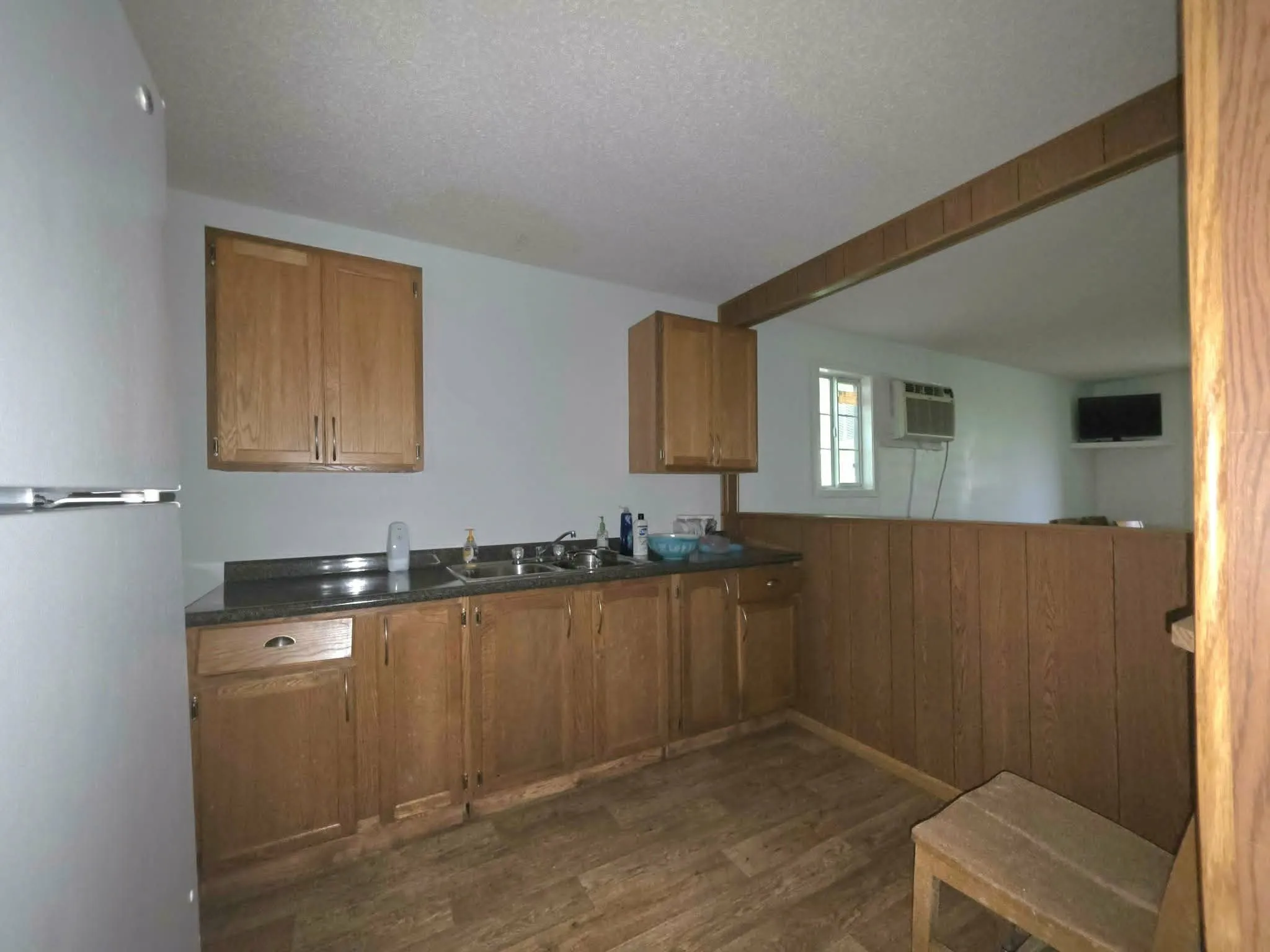 Office For Sale in Limestone County , 932 Highway 171, Mexia, Texas 76667, 0, 0, Garage spaces, 0 Sqft, built in 1980, Preowned, mls#21259606, Real Estate Agent in Mexia, Homes For Sale in Limestone county, Homes For Sale in Mexia, Realtor in Mexia Texas, Real Estate Brokerage Independent Realty Texas, Luminita Cordes Realtor