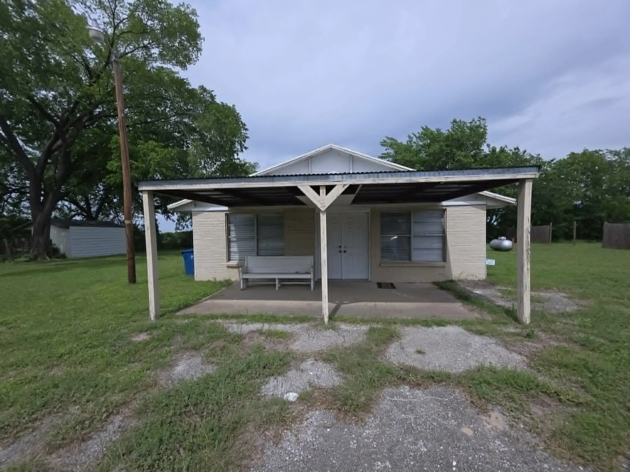 Office For Sale in Limestone County , 932 Highway 171, Mexia, Texas 76667, 0, 0, Garage spaces, 0 Sqft, built in 1980, Preowned, mls#21259606, Real Estate Agent in Mexia, Homes For Sale in Limestone county, Homes For Sale in Mexia, Realtor in Mexia Texas, Real Estate Brokerage Independent Realty Texas, Luminita Cordes Realtor