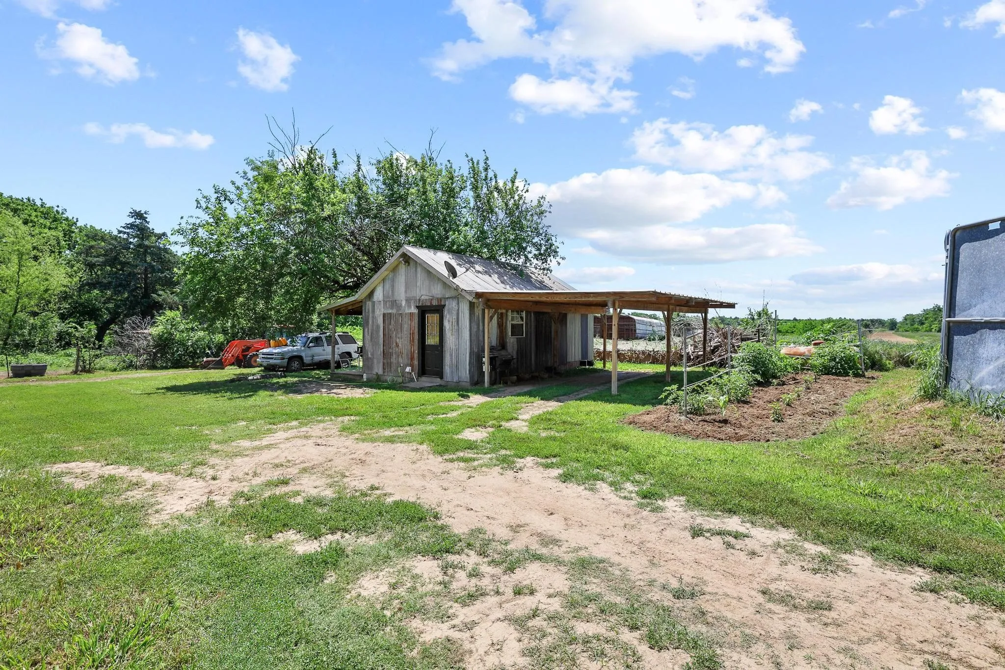 Improved Land For Sale in Grayson County , 2550 E Fm 120, Denison, Texas 75021, 0, 0, Garage spaces, 0 Sqft, built in 1945, Price $2,100,000, mls#21259317, Real Estate Agent in Denison, Homes For Sale in Grayson county, Homes For Sale in Denison, Realtor in Denison Texas, Real Estate Brokerage Independent Realty Texas, Luminita Cordes Realtor