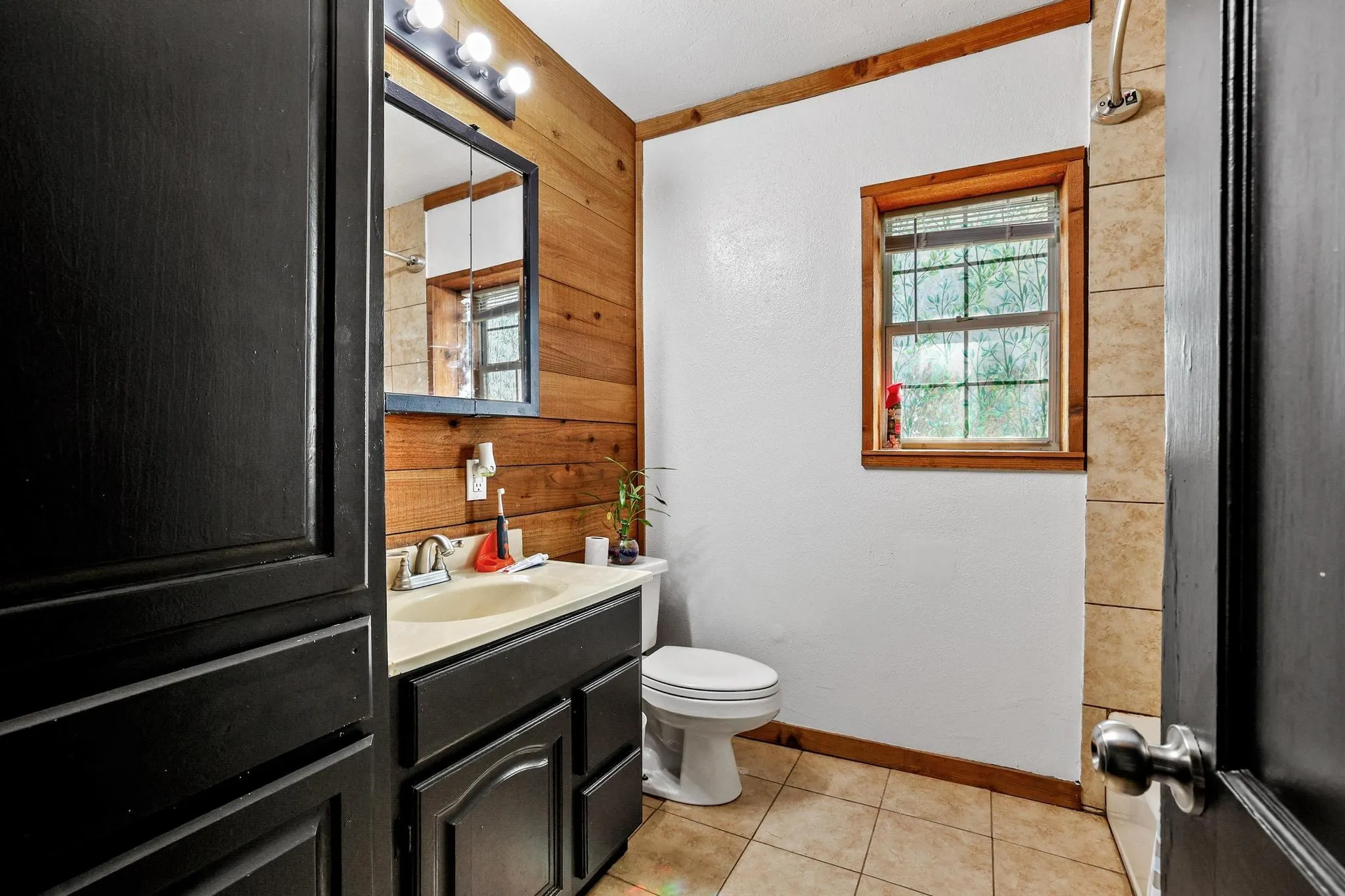 Improved Land For Sale in Grayson County , 2550 E Fm 120, Denison, Texas 75021, 0, 0, Garage spaces, 0 Sqft, built in 1945, Price $2,100,000, mls#21259317, Real Estate Agent in Denison, Homes For Sale in Grayson county, Homes For Sale in Denison, Realtor in Denison Texas, Real Estate Brokerage Independent Realty Texas, Luminita Cordes Realtor