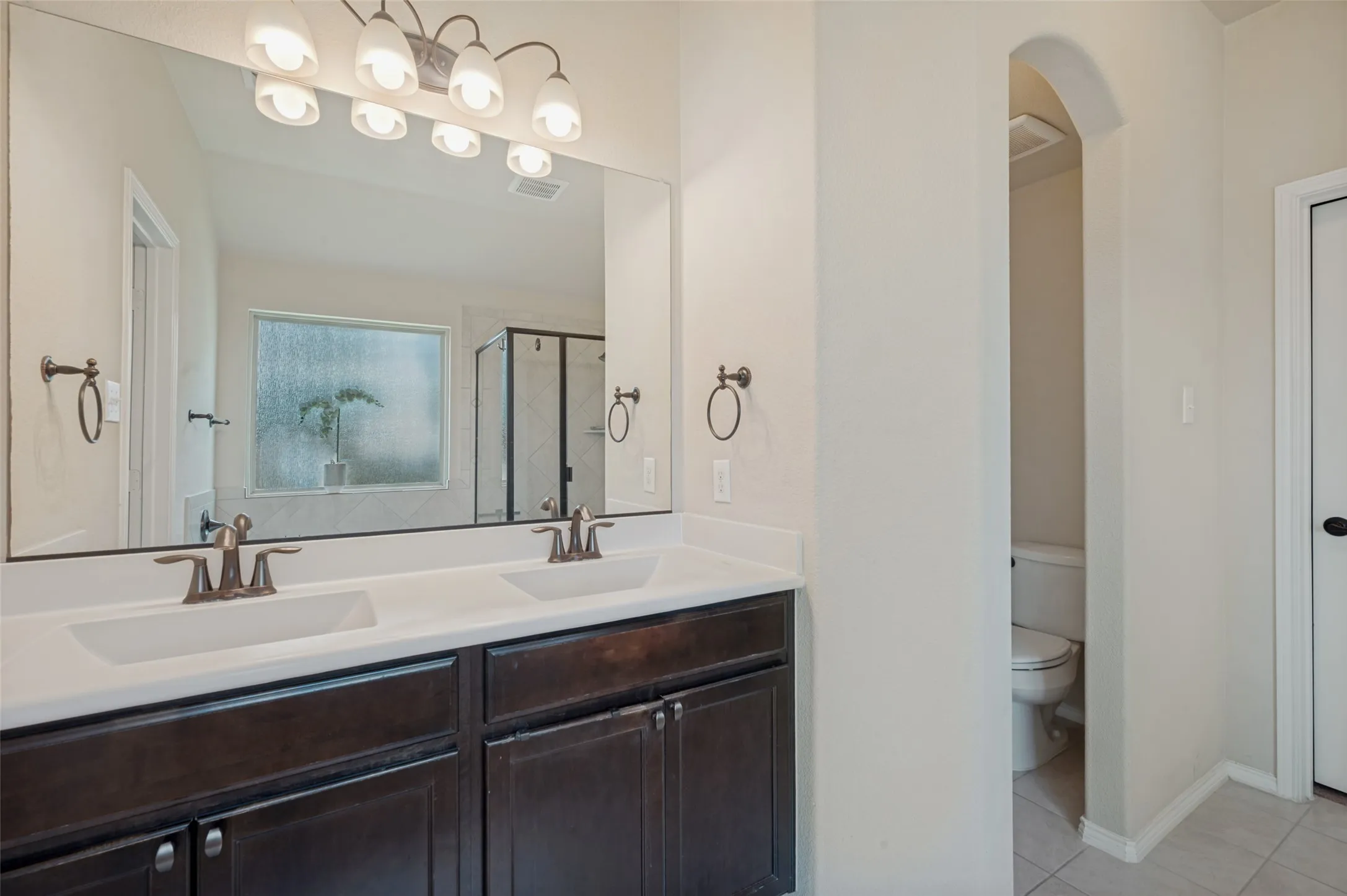 Single Family Residence For Sale in Denton County , 11505 Parade Drive, Frisco, Texas 75036, 4 Bedrooms, 3 Bathrooms, 2 Garage spaces, 2,372 Sqft, built in 2016, Price $444,000, mls#21257752, Real Estate Agent in Frisco, Homes For Sale in Denton county, Homes For Sale in Frisco, Realtor in Frisco Texas, Real Estate Brokerage Independent Realty Texas, Luminita Cordes Realtor