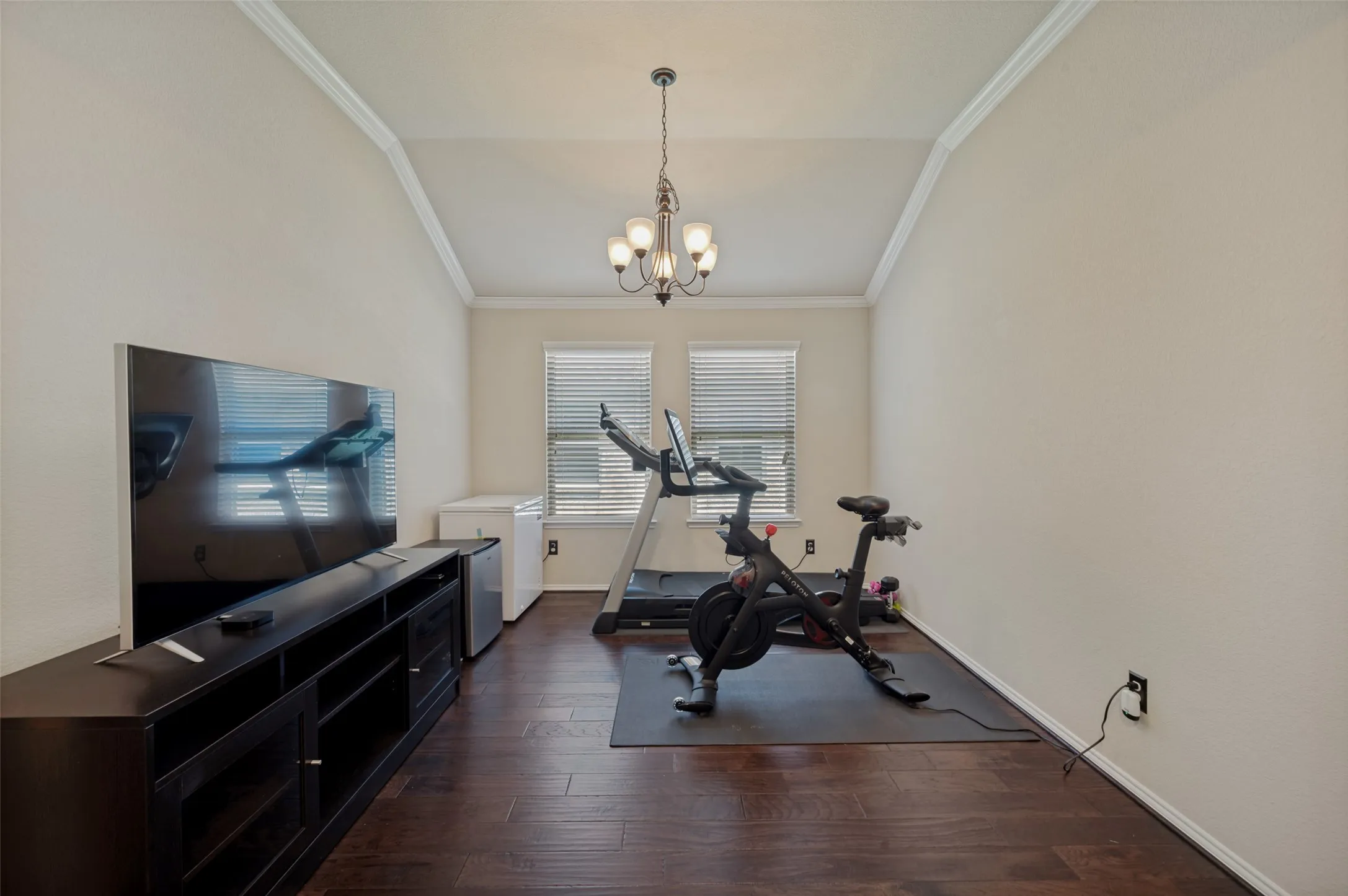 Single Family Residence For Sale in Denton County , 11505 Parade Drive, Frisco, Texas 75036, 4 Bedrooms, 3 Bathrooms, 2 Garage spaces, 2,372 Sqft, built in 2016, Price $444,000, mls#21257752, Real Estate Agent in Frisco, Homes For Sale in Denton county, Homes For Sale in Frisco, Realtor in Frisco Texas, Real Estate Brokerage Independent Realty Texas, Luminita Cordes Realtor