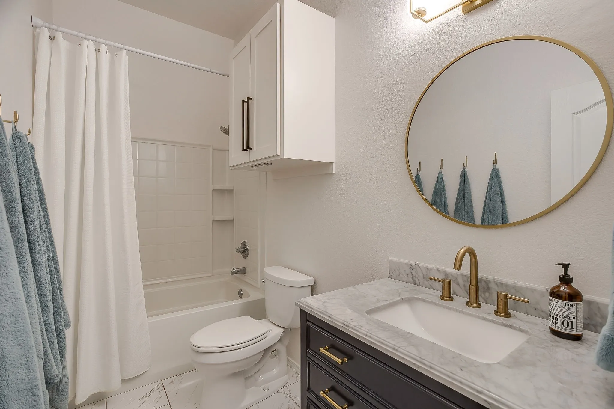 Single Family Residence For Sale in Parker County , 210 Willow Creek Drive, Weatherford, Texas 76085, 4 Bedroom, 2 Bathroom, 2 Garage spaces, 1,908 Sqft, built in 2005, Preowned, mls#21259043, Real Estate Agent in Weatherford, Homes For Sale in Parker county, Homes For Sale in Weatherford, Realtor in Weatherford Texas, Real Estate Brokerage Independent Realty Texas, Luminita Cordes Realtor