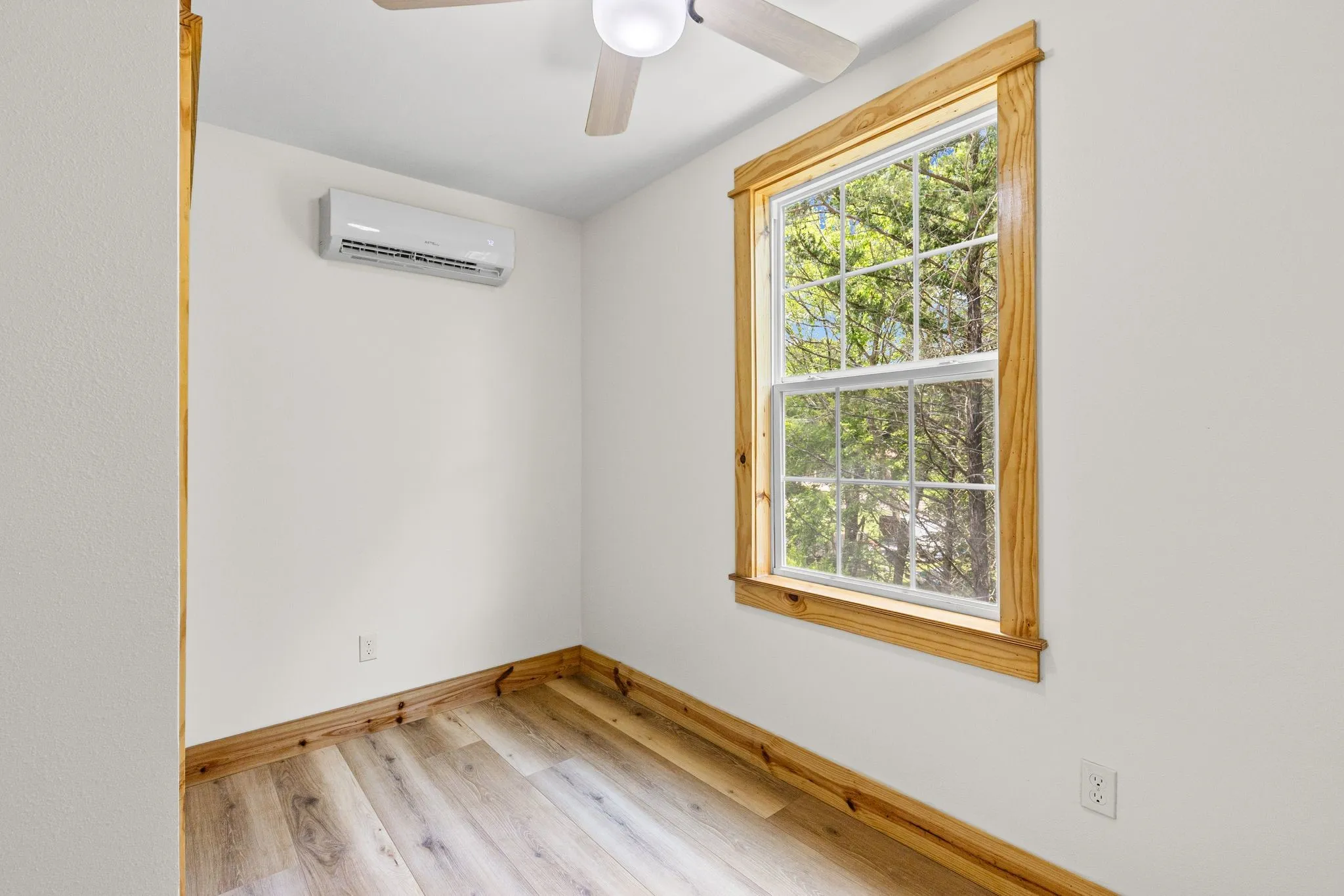 Single Family Residence For Sale in Rains County , 291 RS COUNTY ROAD 1624, Lone Oak, Texas 75453, 4 Bedroom, 4 Bathroom, Garage spaces, 1,804 Sqft, built in 2024, New Construction - Incomplete, mls#21258697, Real Estate Agent in Lone Oak, Homes For Sale in Rains county, Homes For Sale in Lone Oak, Realtor in Lone Oak Texas, Real Estate Brokerage Independent Realty Texas, Luminita Cordes Realtor