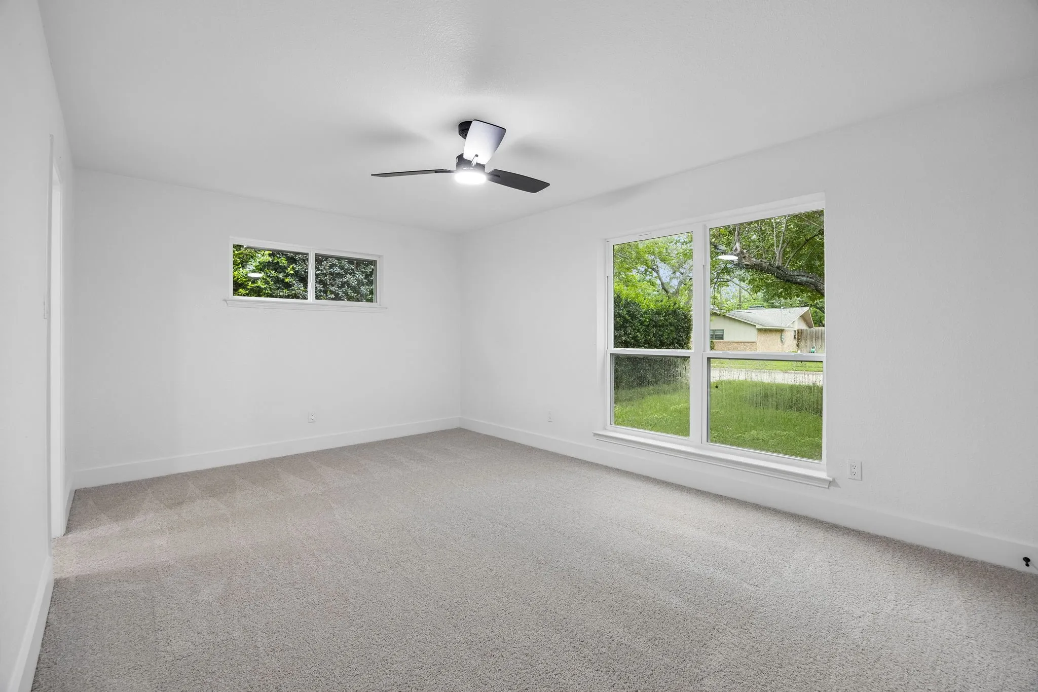 Single Family Residence For Sale in Dallas County , 2524 Glen Lea Drive, Irving, Texas 75062, 3 Bedroom, 2 Bathroom, 2 Garage spaces, 2,029 Sqft, built in 1968, Preowned, mls#21259886, Real Estate Agent in Irving, Homes For Sale in Dallas county, Homes For Sale in Irving, Realtor in Irving Texas, Real Estate Brokerage Independent Realty Texas, Luminita Cordes Realtor
