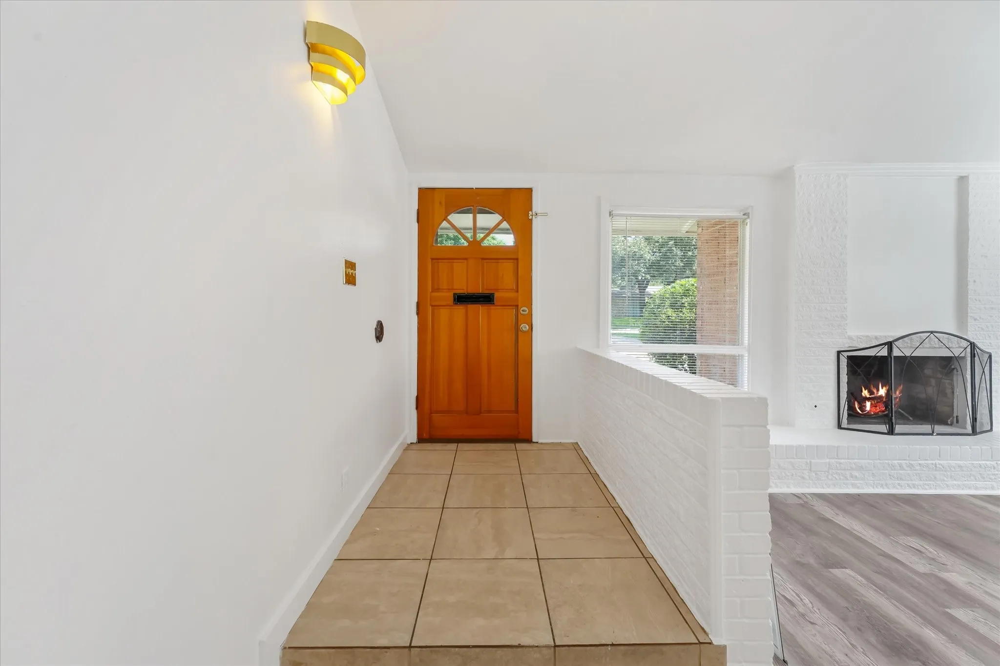 Single Family Residence For Rent in Dallas County , 3612 High Bluff Drive, Dallas, Texas 75234, 4 Bedrooms, 2 Bathrooms, 2 Garage spaces, 1,810 Sqft, built in 1962, Price $2,850, mls#21259920, Real Estate Agent in Dallas, Homes For Rent in Dallas county, Homes For Rent in Dallas, Realtor in Dallas Texas, Real Estate Brokerage Independent Realty Texas, Luminita Cordes Realtor