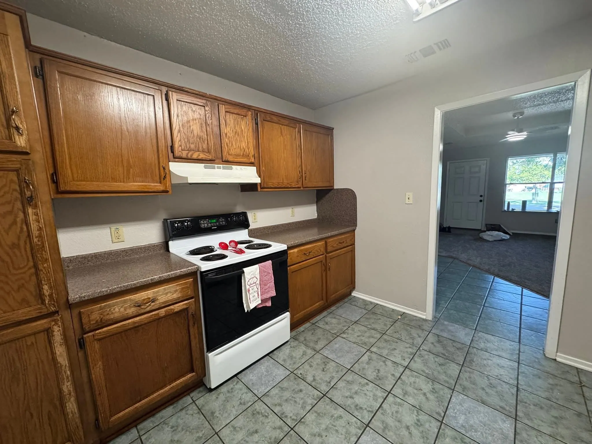 Duplex For Sale in Hunt County , 304 Mcbride Street, Lone Oak, Texas 75453, 9 Bedroom, 4 Bathroom, Garage spaces, 0 Sqft, built in 1989, Preowned, mls#21256528, Real Estate Agent in Lone Oak, Homes For Sale in Hunt county, Homes For Sale in Lone Oak, Realtor in Lone Oak Texas, Real Estate Brokerage Independent Realty Texas, Luminita Cordes Realtor