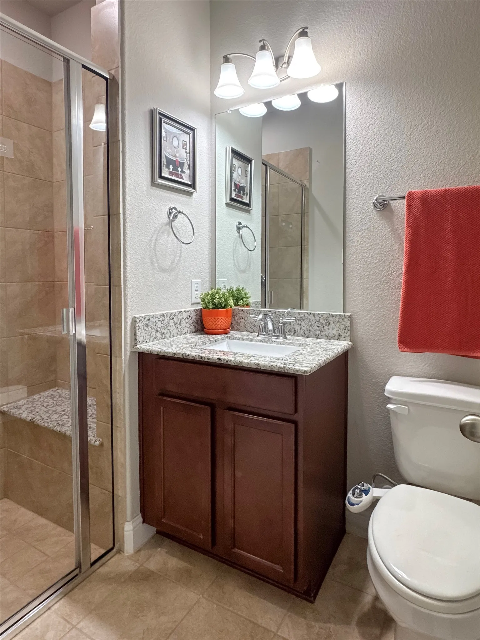 Single Family Residence For Sale in Denton County , 14286 Winecup Drive, Frisco, Texas 75033, 5 Bedrooms, 4 Bathrooms, 3 Garage spaces, 3,109 Sqft, built in 2018, Preowned, Price $703,200, mls#21250637, Real Estate Agent in Frisco, Homes For Sale in Denton county, Homes For Sale in Frisco, Realtor in Frisco Texas, Real Estate Brokerage Independent Realty Texas, Luminita Cordes Realtor