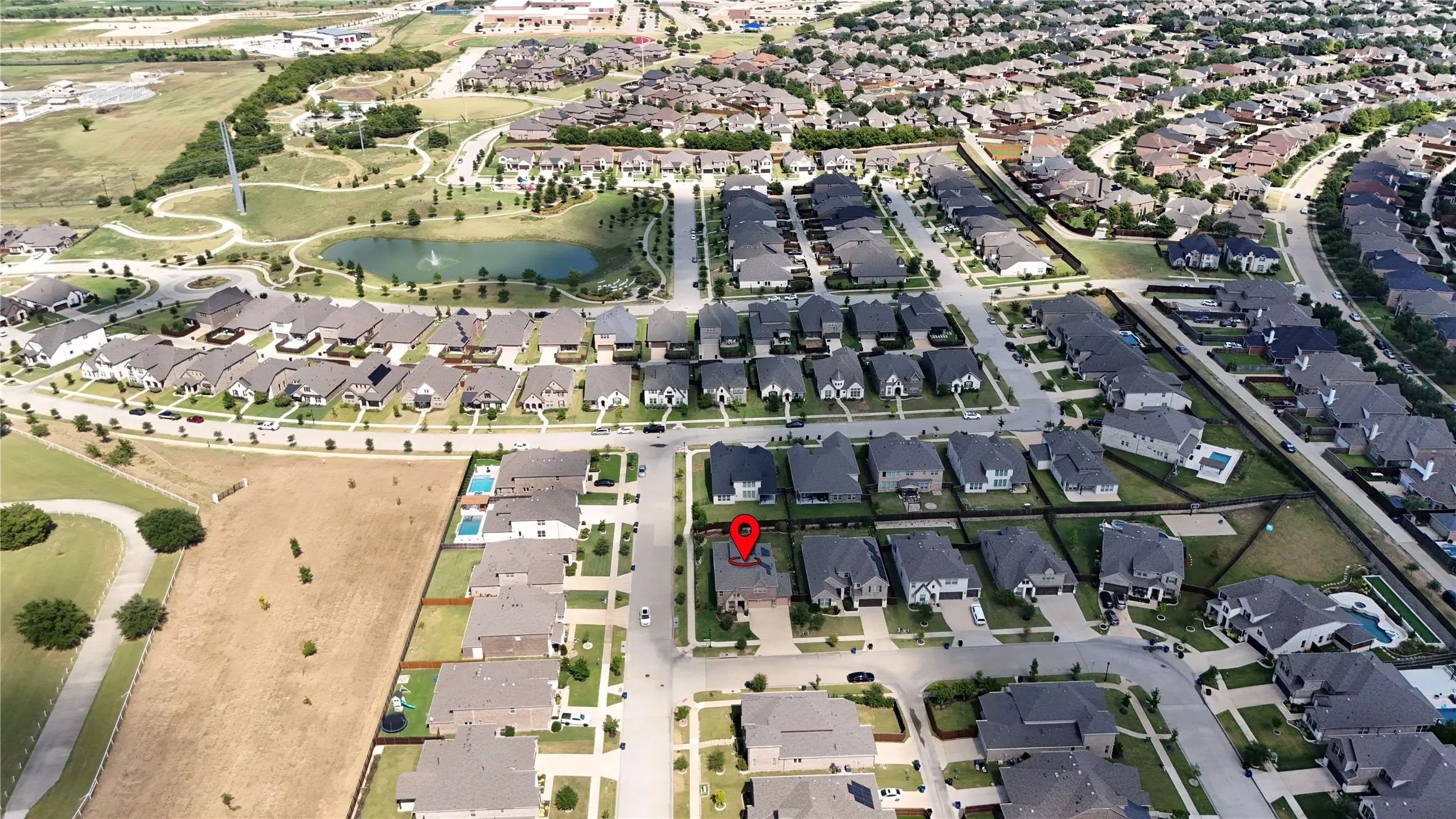 Single Family Residence For Sale in Denton County , 14286 Winecup Drive, Frisco, Texas 75033, 5 Bedrooms, 4 Bathrooms, 3 Garage spaces, 3,109 Sqft, built in 2018, Preowned, Price $703,200, mls#21250637, Real Estate Agent in Frisco, Homes For Sale in Denton county, Homes For Sale in Frisco, Realtor in Frisco Texas, Real Estate Brokerage Independent Realty Texas, Luminita Cordes Realtor