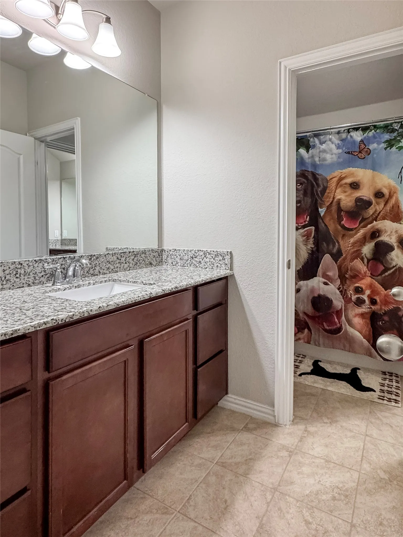 Single Family Residence For Sale in Denton County , 14286 Winecup Drive, Frisco, Texas 75033, 5 Bedrooms, 4 Bathrooms, 3 Garage spaces, 3,109 Sqft, built in 2018, Preowned, Price $703,200, mls#21250637, Real Estate Agent in Frisco, Homes For Sale in Denton county, Homes For Sale in Frisco, Realtor in Frisco Texas, Real Estate Brokerage Independent Realty Texas, Luminita Cordes Realtor