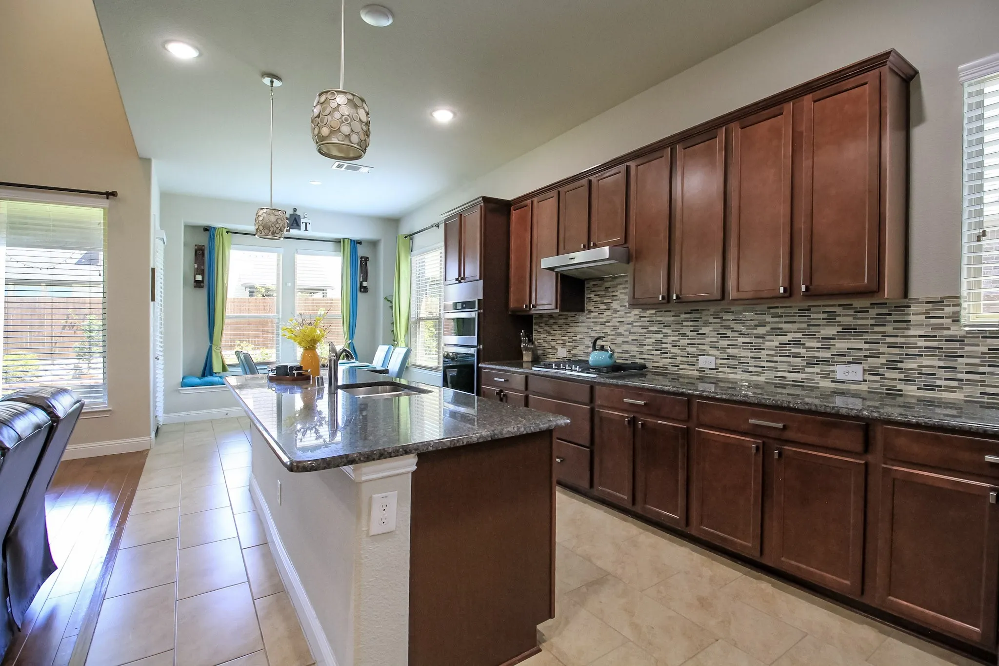 Single Family Residence For Sale in Denton County , 14286 Winecup Drive, Frisco, Texas 75033, 5 Bedrooms, 4 Bathrooms, 3 Garage spaces, 3,109 Sqft, built in 2018, Preowned, Price $703,200, mls#21250637, Real Estate Agent in Frisco, Homes For Sale in Denton county, Homes For Sale in Frisco, Realtor in Frisco Texas, Real Estate Brokerage Independent Realty Texas, Luminita Cordes Realtor