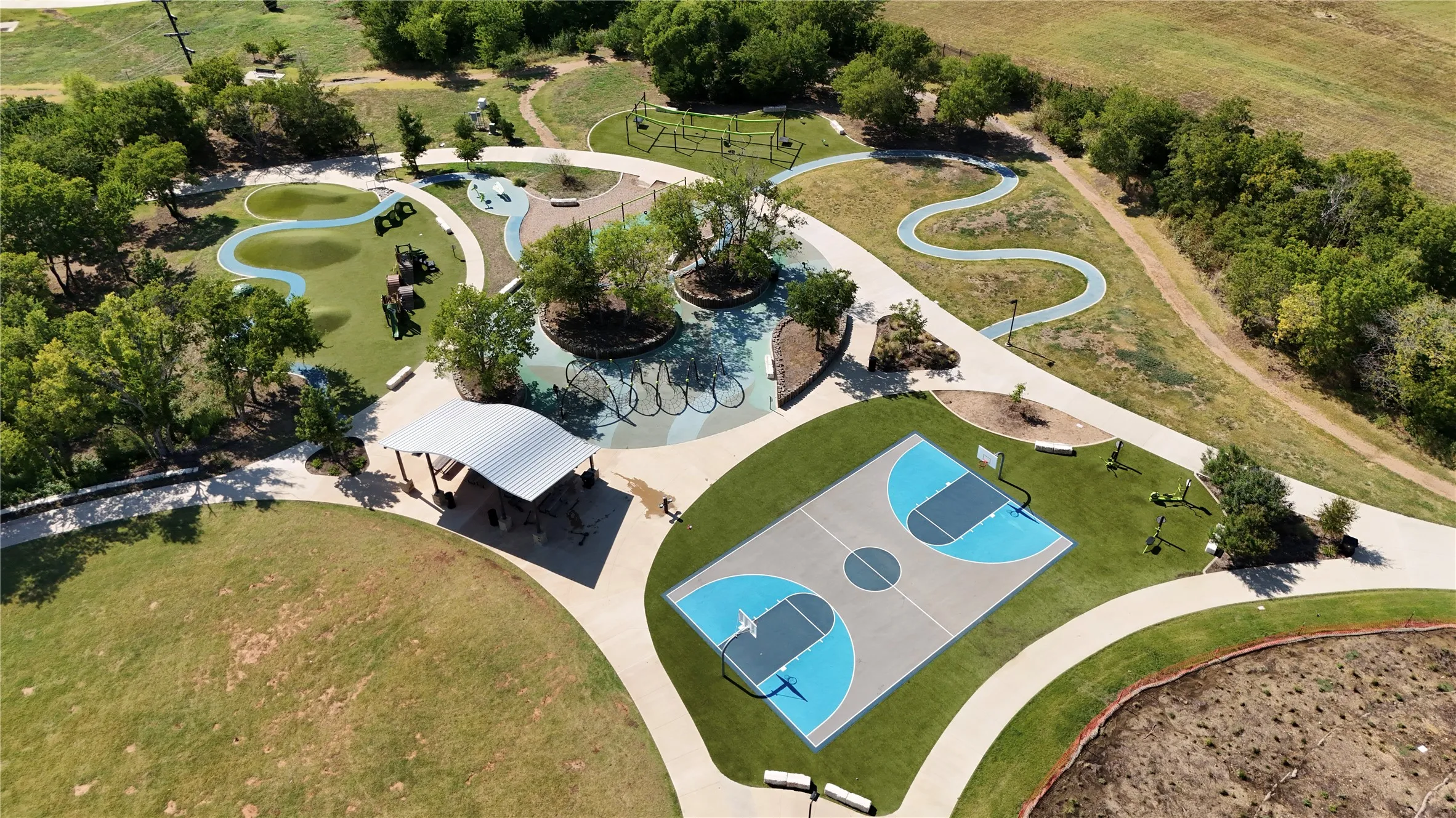 Single Family Residence For Sale in Denton County , 14286 Winecup Drive, Frisco, Texas 75033, 5 Bedrooms, 4 Bathrooms, 3 Garage spaces, 3,109 Sqft, built in 2018, Preowned, Price $703,200, mls#21250637, Real Estate Agent in Frisco, Homes For Sale in Denton county, Homes For Sale in Frisco, Realtor in Frisco Texas, Real Estate Brokerage Independent Realty Texas, Luminita Cordes Realtor