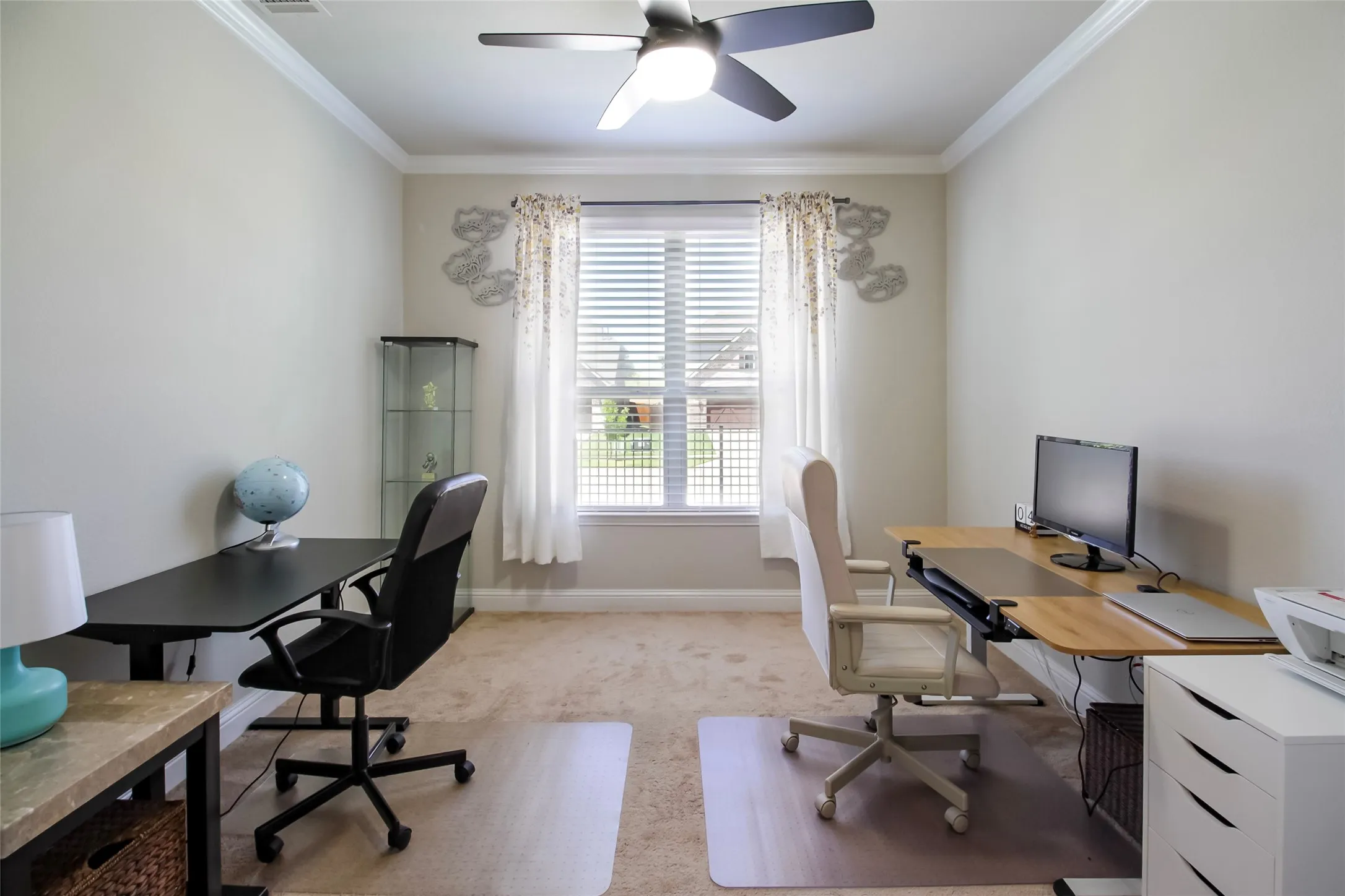 Single Family Residence For Sale in Denton County , 14286 Winecup Drive, Frisco, Texas 75033, 5 Bedrooms, 4 Bathrooms, 3 Garage spaces, 3,109 Sqft, built in 2018, Preowned, Price $703,200, mls#21250637, Real Estate Agent in Frisco, Homes For Sale in Denton county, Homes For Sale in Frisco, Realtor in Frisco Texas, Real Estate Brokerage Independent Realty Texas, Luminita Cordes Realtor