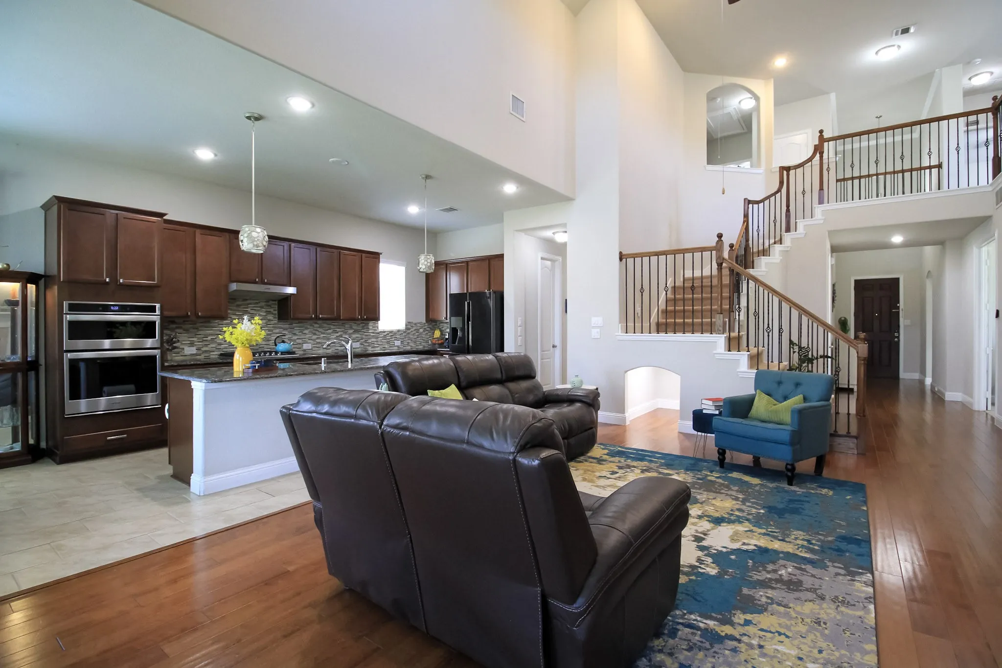 Single Family Residence For Sale in Denton County , 14286 Winecup Drive, Frisco, Texas 75033, 5 Bedrooms, 4 Bathrooms, 3 Garage spaces, 3,109 Sqft, built in 2018, Preowned, Price $703,200, mls#21250637, Real Estate Agent in Frisco, Homes For Sale in Denton county, Homes For Sale in Frisco, Realtor in Frisco Texas, Real Estate Brokerage Independent Realty Texas, Luminita Cordes Realtor