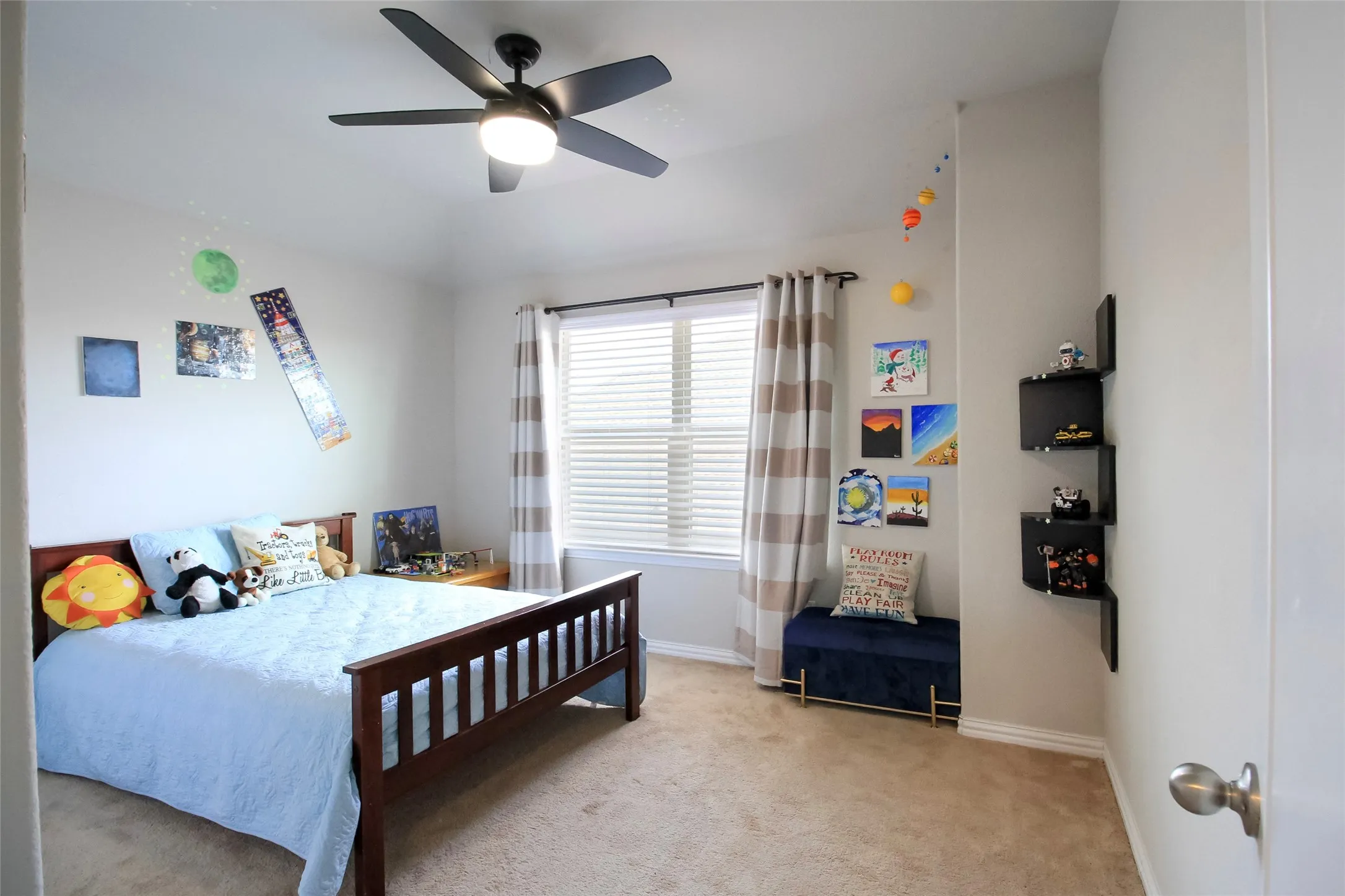 Single Family Residence For Sale in Denton County , 14286 Winecup Drive, Frisco, Texas 75033, 5 Bedrooms, 4 Bathrooms, 3 Garage spaces, 3,109 Sqft, built in 2018, Preowned, Price $703,200, mls#21250637, Real Estate Agent in Frisco, Homes For Sale in Denton county, Homes For Sale in Frisco, Realtor in Frisco Texas, Real Estate Brokerage Independent Realty Texas, Luminita Cordes Realtor
