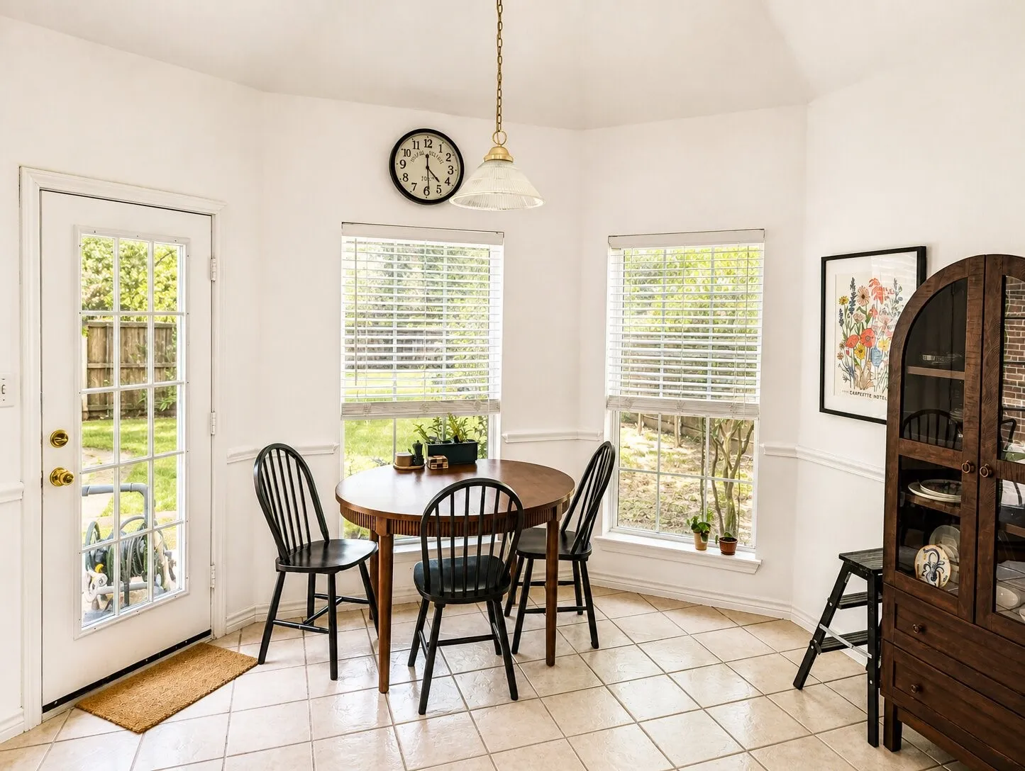 Single Family Residence For Sale in Denton County , 5840 Coral Ridge Court, Frisco, Texas 75036, 5 Bedrooms, 3 Bathrooms, 2 Garage spaces, 2,788 Sqft, built in 2005, Price $579,000, mls#21259923, Real Estate Agent in Frisco, Homes For Sale in Denton county, Homes For Sale in Frisco, Realtor in Frisco Texas, Real Estate Brokerage Independent Realty Texas, Luminita Cordes Realtor