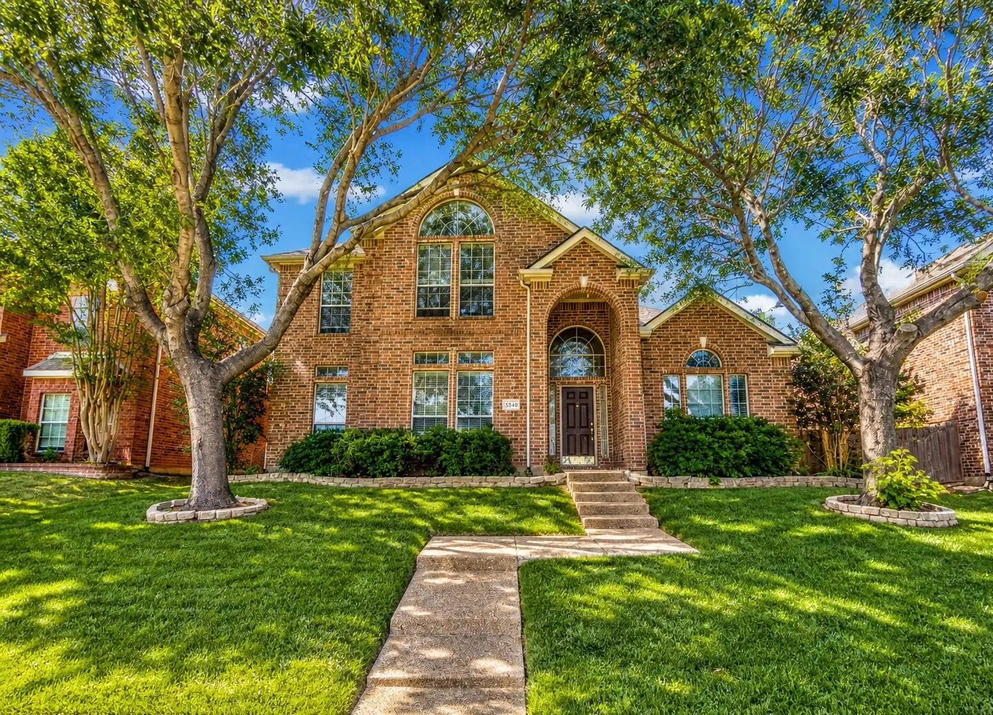 Single Family Residence For Sale in Denton County , 5840 Coral Ridge Court, Frisco, Texas 75036, 5 Bedrooms, 3 Bathrooms, 2 Garage spaces, 2,788 Sqft, built in 2005, Price $579,000, mls#21259923, Real Estate Agent in Frisco, Homes For Sale in Denton county, Homes For Sale in Frisco, Realtor in Frisco Texas, Real Estate Brokerage Independent Realty Texas, Luminita Cordes Realtor