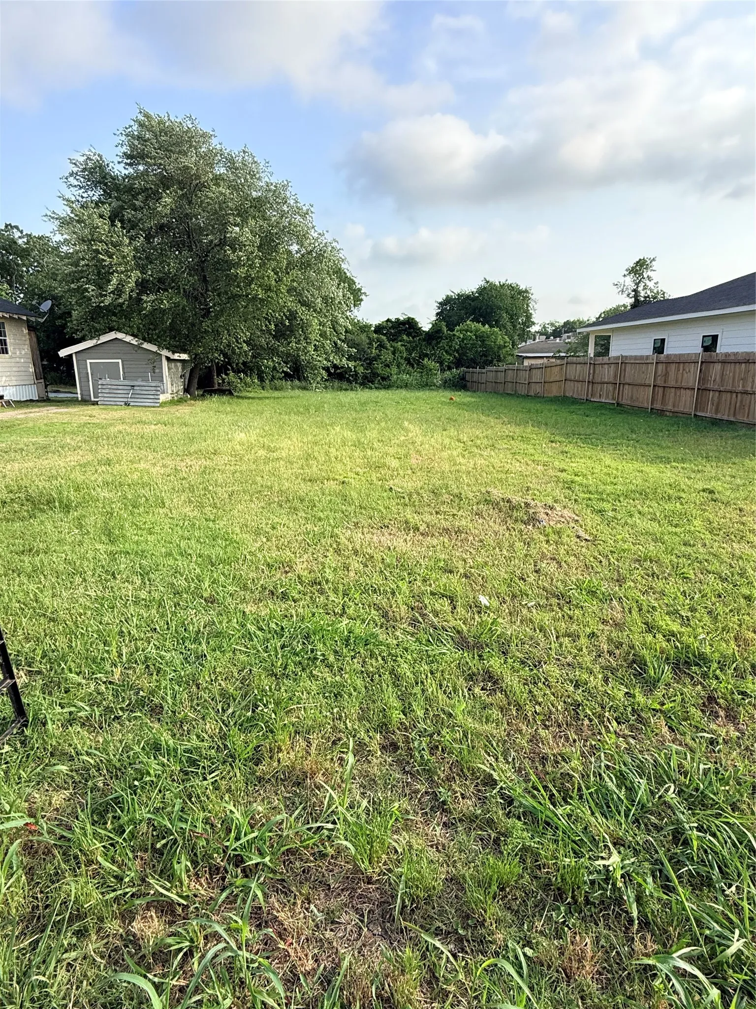Improved Land For Sale in Hunt County , 3936 Lee Street, Greenville, Texas 75401, 0, 0, Garage spaces, 0 Sqft, built in 0, mls#21260014, Real Estate Agent in Greenville, Homes For Sale in Hunt county, Homes For Sale in Greenville, Realtor in Greenville Texas, Real Estate Brokerage Independent Realty Texas, Luminita Cordes Realtor