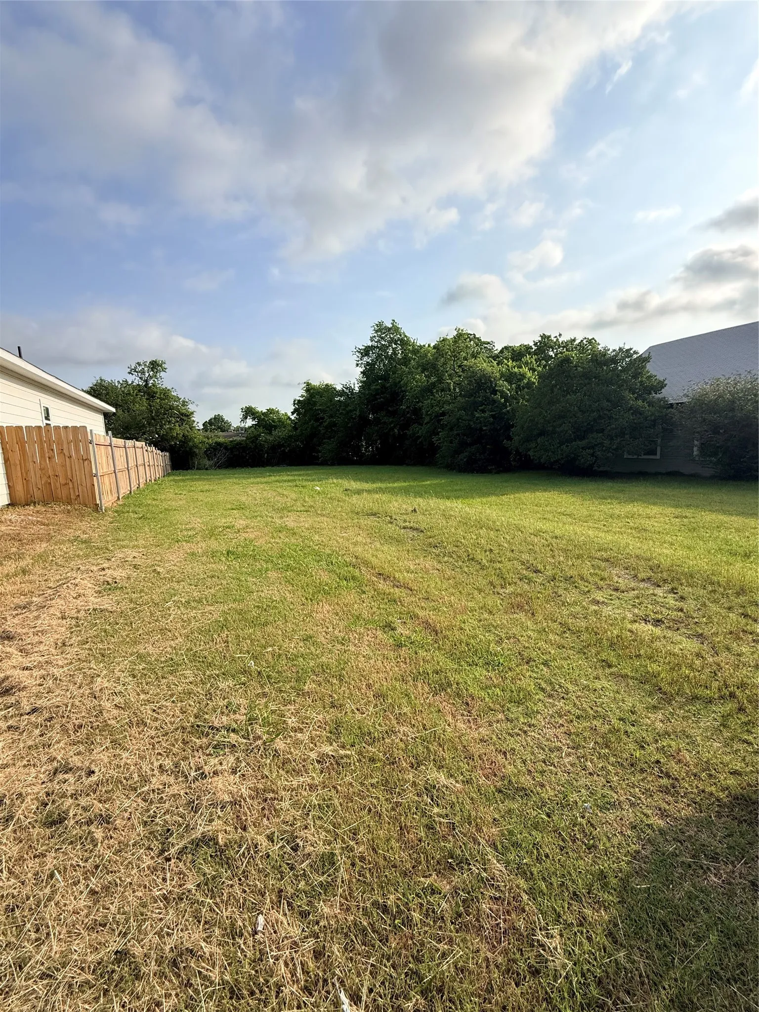Unimproved Land For Sale in Hunt County , 3932 Lee Street, Greenville, Texas 75401, 0, 0, Garage spaces, 0 Sqft, built in 0, mls#21260025, Real Estate Agent in Greenville, Homes For Sale in Hunt county, Homes For Sale in Greenville, Realtor in Greenville Texas, Real Estate Brokerage Independent Realty Texas, Luminita Cordes Realtor