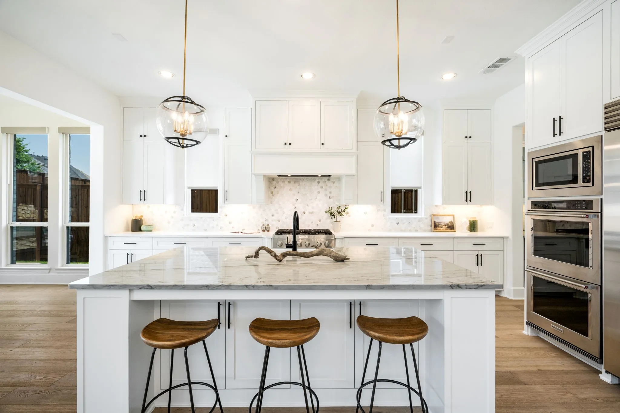 Single Family Residence For Sale in Denton County , 4840 Liberty Drive, Prosper, Texas 75078, 5 Bedroom, 7 Bathroom, 4 Garage spaces, 4,850 Sqft, built in 2022, Preowned, mls#21232297, Real Estate Agent in Prosper, Homes For Sale in Denton county, Homes For Sale in Prosper, Realtor in Prosper Texas, Real Estate Brokerage Independent Realty Texas, Luminita Cordes Realtor