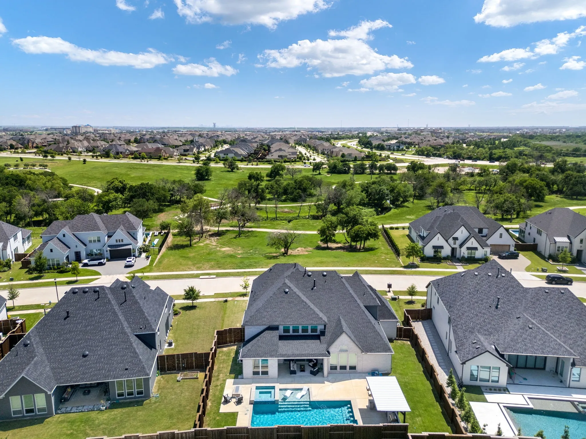 Single Family Residence For Sale in Denton County , 4840 Liberty Drive, Prosper, Texas 75078, 5 Bedroom, 7 Bathroom, 4 Garage spaces, 4,850 Sqft, built in 2022, Preowned, mls#21232297, Real Estate Agent in Prosper, Homes For Sale in Denton county, Homes For Sale in Prosper, Realtor in Prosper Texas, Real Estate Brokerage Independent Realty Texas, Luminita Cordes Realtor