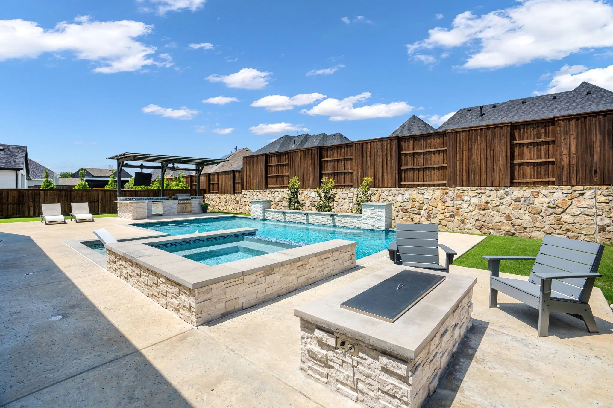 Built in Fire pit with gas