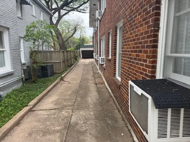 Apartment For Sale in Dallas County , 4002 Prescott Avenue, Dallas, Texas 75219, 12 Bedrooms, 12 Bathrooms, Garage spaces, 0 Sqft, built in 1929, Preowned, Price $3,000,000, mls#21260036, Real Estate Agent in Dallas, Homes For Sale in Dallas county, Homes For Sale in Dallas, Realtor in Dallas Texas, Real Estate Brokerage Independent Realty Texas, Luminita Cordes Realtor