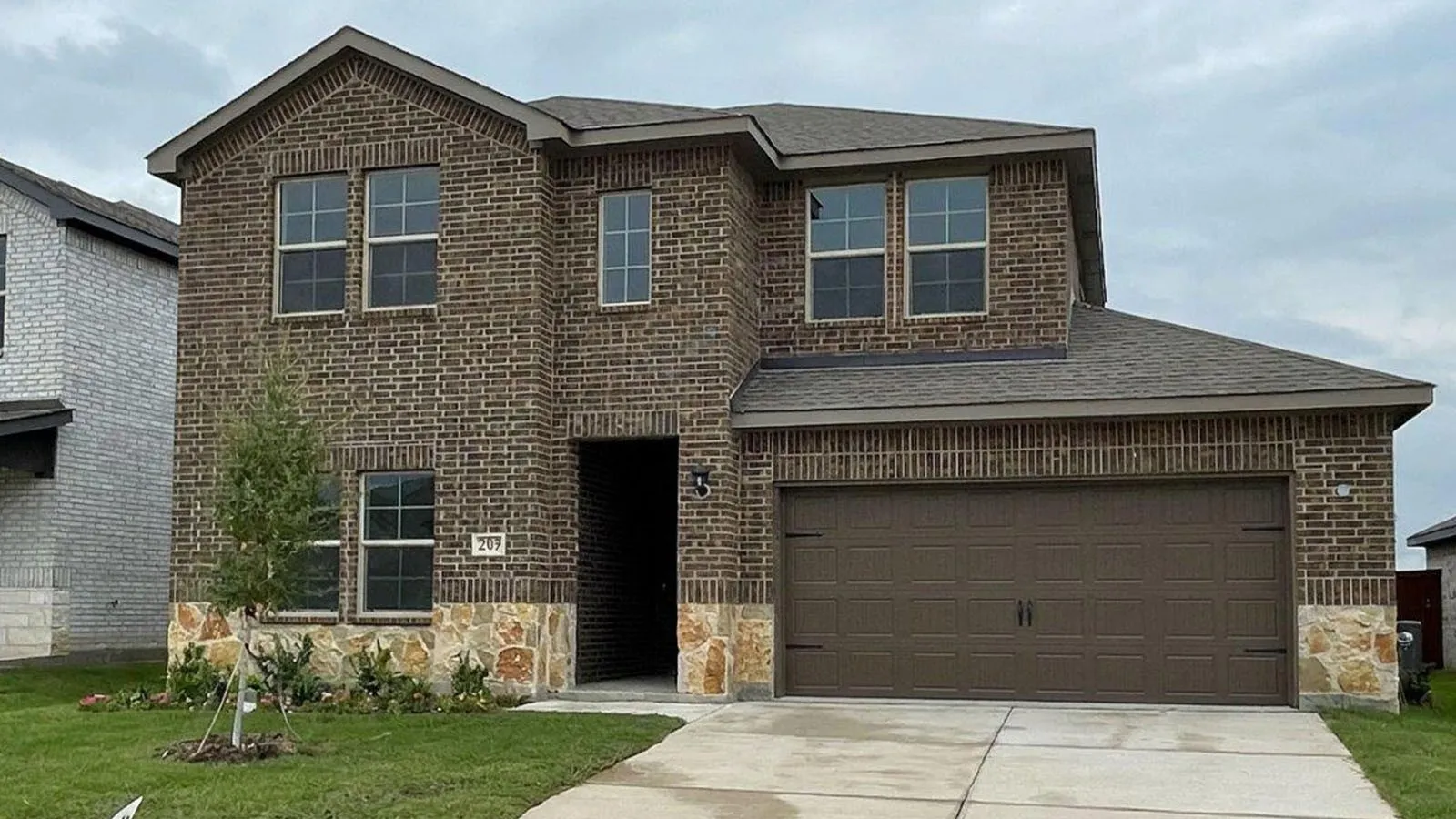 Single Family Residence For Sale in Kaufman County , 209 Van Horn Drive, Terrell, Texas 75160, 4 Bedroom, 3 Bathroom, 2 Garage spaces, 2,393 Sqft, built in 2026, mls#21260114, Real Estate Agent in Terrell, Homes For Sale in Kaufman county, Homes For Sale in Terrell, Realtor in Terrell Texas, Real Estate Brokerage Independent Realty Texas, Luminita Cordes Realtor