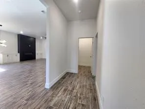 Single Family Residence For Sale in Tarrant County , 2121 S Edgewood Terrace, Fort Worth, Texas 76105, 4 Bedroom, 2 Bathroom, 2 Garage spaces, 1,908 Sqft, built in 2023, New Construction - Complete, mls#21257676, Real Estate Agent in Fort Worth, Homes For Sale in Tarrant county, Homes For Sale in Fort Worth, Realtor in Fort Worth Texas, Real Estate Brokerage Independent Realty Texas, Luminita Cordes Realtor