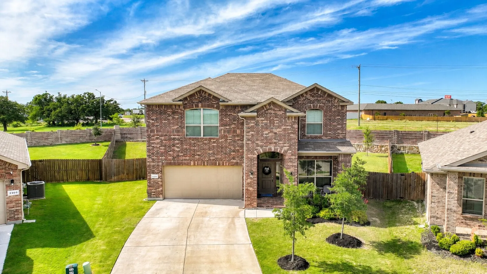 Single Family Residence For Sale in Parker County , 1124 Eastland Lane, Weatherford, Texas 76087, 4 Bedroom, 4 Bathroom, 2 Garage spaces, 2,812 Sqft, built in 2022, mls#21259913, Real Estate Agent in Weatherford, Homes For Sale in Parker county, Homes For Sale in Weatherford, Realtor in Weatherford Texas, Real Estate Brokerage Independent Realty Texas, Luminita Cordes Realtor