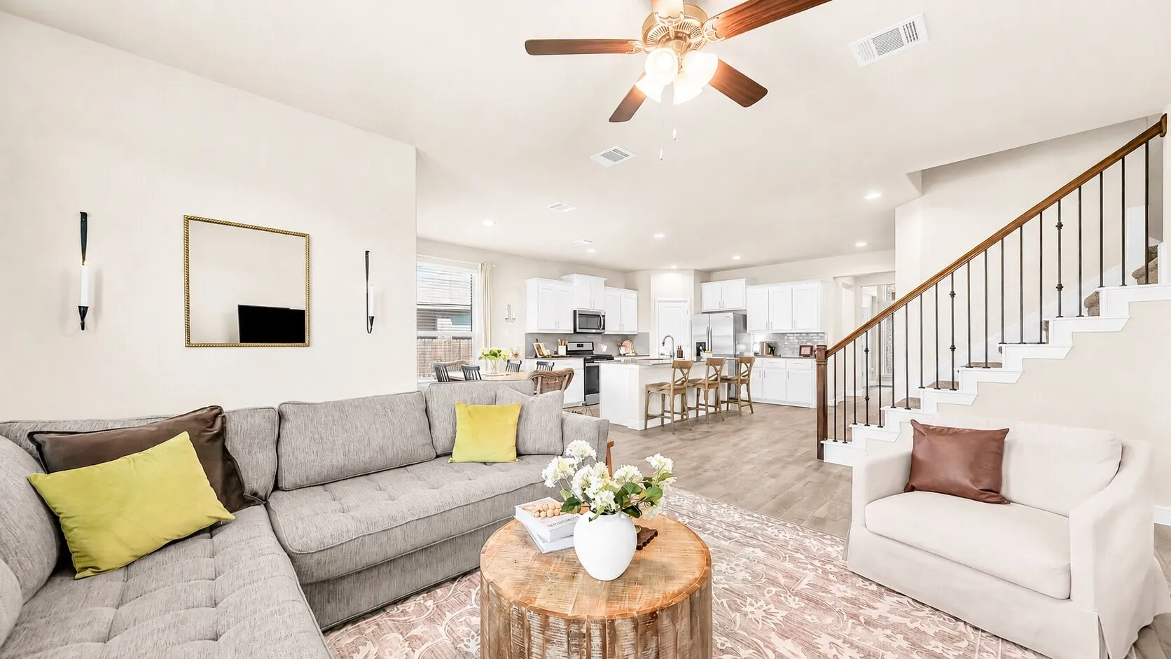 Single Family Residence For Sale in Parker County , 1124 Eastland Lane, Weatherford, Texas 76087, 4 Bedroom, 4 Bathroom, 2 Garage spaces, 2,812 Sqft, built in 2022, mls#21259913, Real Estate Agent in Weatherford, Homes For Sale in Parker county, Homes For Sale in Weatherford, Realtor in Weatherford Texas, Real Estate Brokerage Independent Realty Texas, Luminita Cordes Realtor