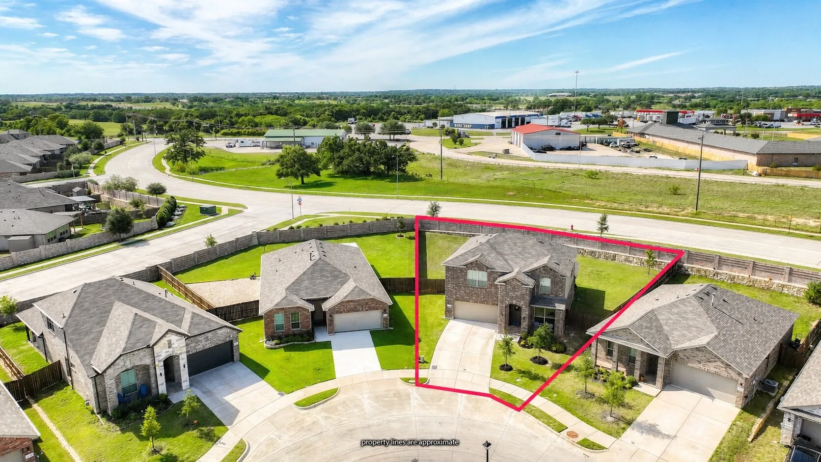 Single Family Residence For Sale in Parker County , 1124 Eastland Lane, Weatherford, Texas 76087, 4 Bedroom, 4 Bathroom, 2 Garage spaces, 2,812 Sqft, built in 2022, mls#21259913, Real Estate Agent in Weatherford, Homes For Sale in Parker county, Homes For Sale in Weatherford, Realtor in Weatherford Texas, Real Estate Brokerage Independent Realty Texas, Luminita Cordes Realtor