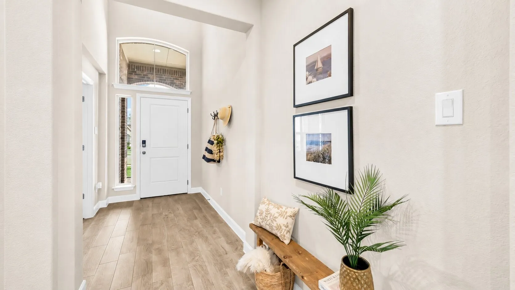 Single Family Residence For Sale in Parker County , 1124 Eastland Lane, Weatherford, Texas 76087, 4 Bedroom, 4 Bathroom, 2 Garage spaces, 2,812 Sqft, built in 2022, mls#21259913, Real Estate Agent in Weatherford, Homes For Sale in Parker county, Homes For Sale in Weatherford, Realtor in Weatherford Texas, Real Estate Brokerage Independent Realty Texas, Luminita Cordes Realtor