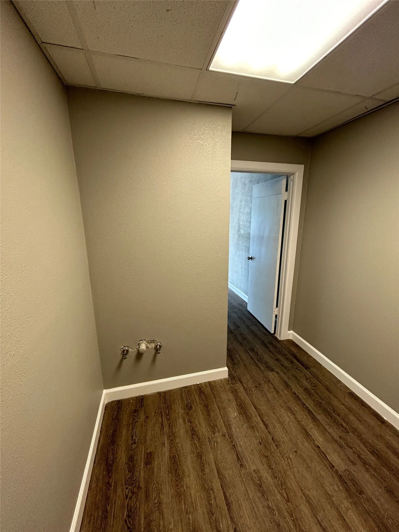 Office For Rent in Tarrant County , 3436 Williams Road, Benbrook, Texas 76116, 0, 0, Garage spaces, 0 Sqft, built in 1977, mls#21260151, Real Estate Agent in Benbrook, Homes For Rent in Tarrant county, Homes For Rent in Benbrook, Realtor in Benbrook Texas, Real Estate Brokerage Independent Realty Texas, Luminita Cordes Realtor