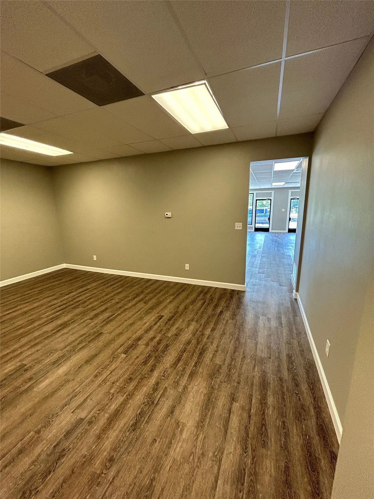 Office For Rent in Tarrant County , 3436 Williams Road, Benbrook, Texas 76116, 0, 0, Garage spaces, 0 Sqft, built in 1977, mls#21260151, Real Estate Agent in Benbrook, Homes For Rent in Tarrant county, Homes For Rent in Benbrook, Realtor in Benbrook Texas, Real Estate Brokerage Independent Realty Texas, Luminita Cordes Realtor