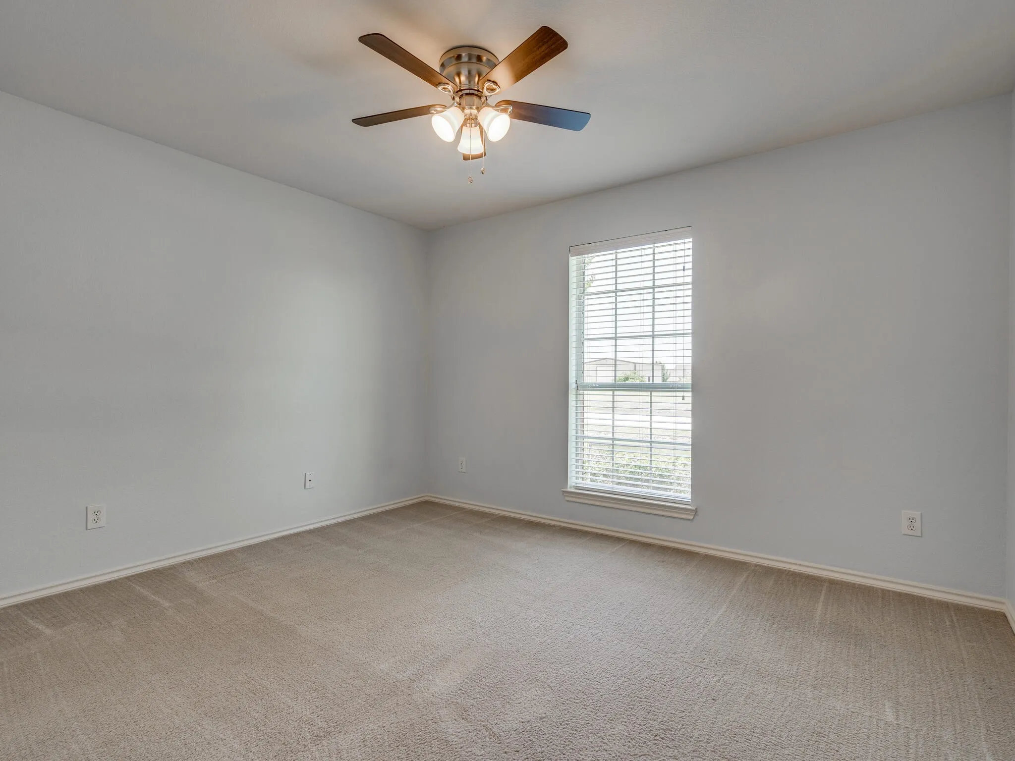 Single Family Residence For Rent in Denton County , 7721 Willow Ridge Drive, Northlake, Texas 76247, 4 Bedroom, 2 Bathroom, 2 Garage spaces, 2,821 Sqft, built in 2006, Preowned, mls#21253380, Real Estate Agent in Northlake, Homes For Rent in Denton county, Homes For Rent in Northlake, Realtor in Northlake Texas, Real Estate Brokerage Independent Realty Texas, Luminita Cordes Realtor