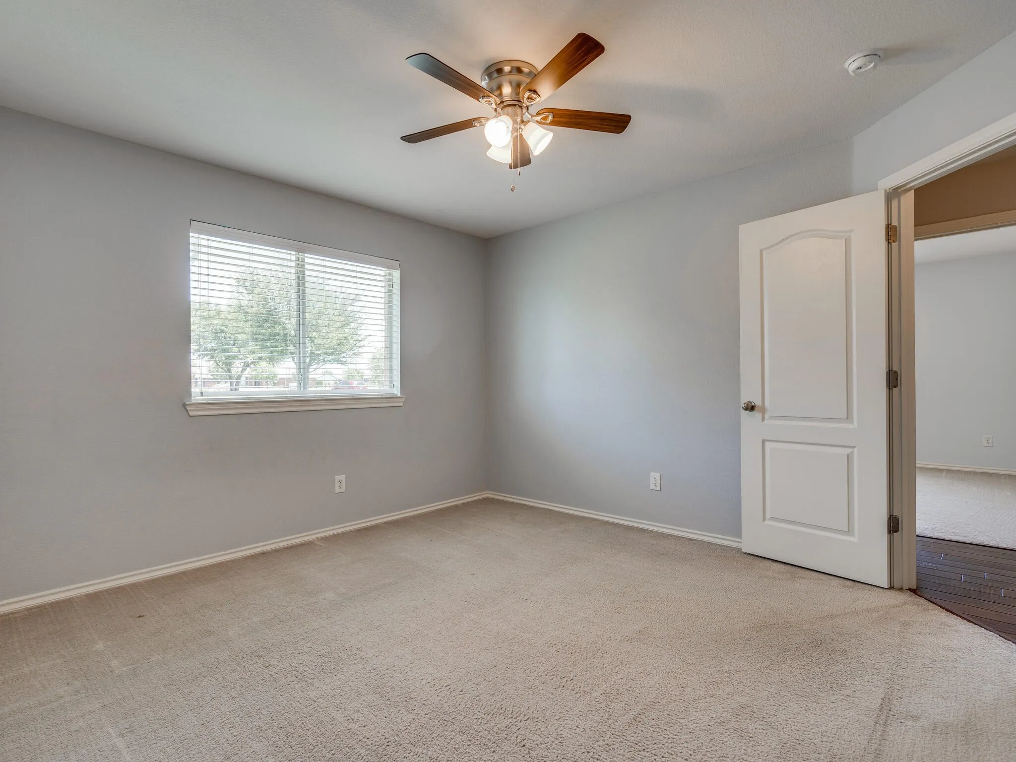Single Family Residence For Rent in Denton County , 7721 Willow Ridge Drive, Northlake, Texas 76247, 4 Bedroom, 2 Bathroom, 2 Garage spaces, 2,821 Sqft, built in 2006, Preowned, mls#21253380, Real Estate Agent in Northlake, Homes For Rent in Denton county, Homes For Rent in Northlake, Realtor in Northlake Texas, Real Estate Brokerage Independent Realty Texas, Luminita Cordes Realtor