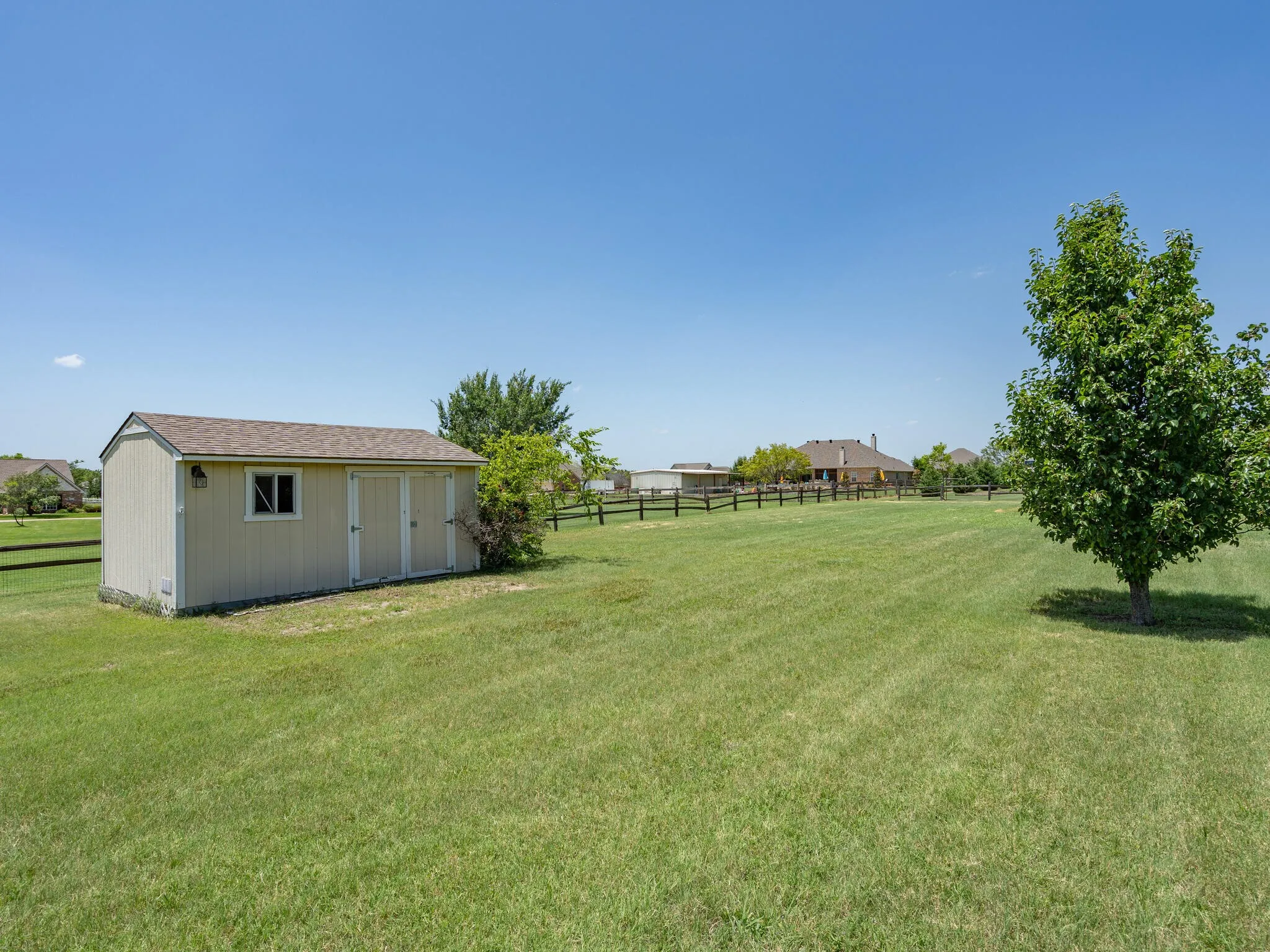 Single Family Residence For Rent in Denton County , 7721 Willow Ridge Drive, Northlake, Texas 76247, 4 Bedroom, 2 Bathroom, 2 Garage spaces, 2,821 Sqft, built in 2006, Preowned, mls#21253380, Real Estate Agent in Northlake, Homes For Rent in Denton county, Homes For Rent in Northlake, Realtor in Northlake Texas, Real Estate Brokerage Independent Realty Texas, Luminita Cordes Realtor