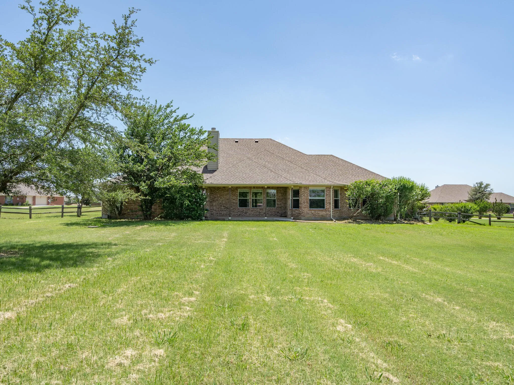 Single Family Residence For Rent in Denton County , 7721 Willow Ridge Drive, Northlake, Texas 76247, 4 Bedroom, 2 Bathroom, 2 Garage spaces, 2,821 Sqft, built in 2006, Preowned, mls#21253380, Real Estate Agent in Northlake, Homes For Rent in Denton county, Homes For Rent in Northlake, Realtor in Northlake Texas, Real Estate Brokerage Independent Realty Texas, Luminita Cordes Realtor