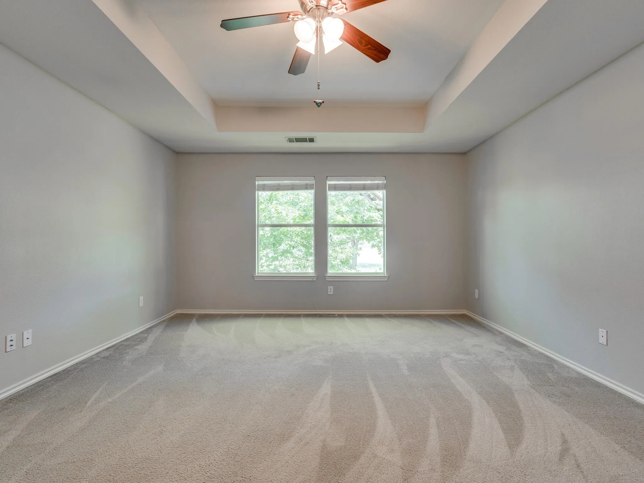 Single Family Residence For Rent in Denton County , 7721 Willow Ridge Drive, Northlake, Texas 76247, 4 Bedroom, 2 Bathroom, 2 Garage spaces, 2,821 Sqft, built in 2006, Preowned, mls#21253380, Real Estate Agent in Northlake, Homes For Rent in Denton county, Homes For Rent in Northlake, Realtor in Northlake Texas, Real Estate Brokerage Independent Realty Texas, Luminita Cordes Realtor