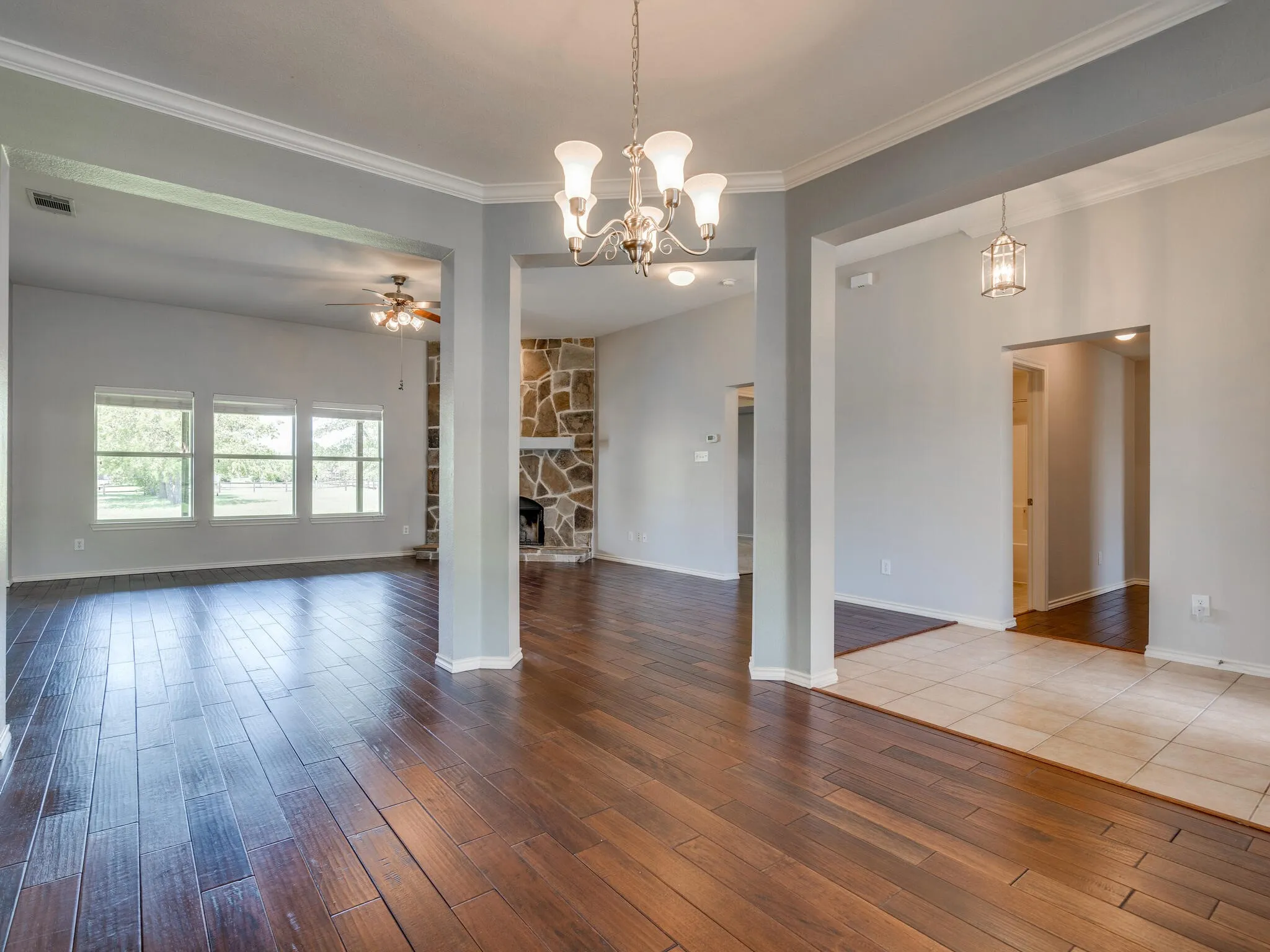 Single Family Residence For Rent in Denton County , 7721 Willow Ridge Drive, Northlake, Texas 76247, 4 Bedroom, 2 Bathroom, 2 Garage spaces, 2,821 Sqft, built in 2006, Preowned, mls#21253380, Real Estate Agent in Northlake, Homes For Rent in Denton county, Homes For Rent in Northlake, Realtor in Northlake Texas, Real Estate Brokerage Independent Realty Texas, Luminita Cordes Realtor
