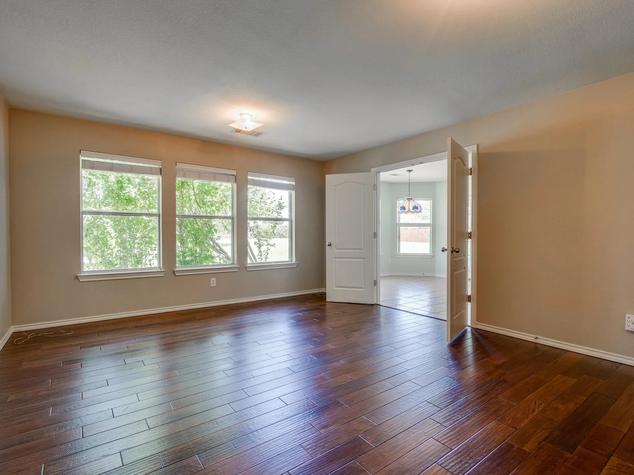 Single Family Residence For Rent in Denton County , 7721 Willow Ridge Drive, Northlake, Texas 76247, 4 Bedroom, 2 Bathroom, 2 Garage spaces, 2,821 Sqft, built in 2006, Preowned, mls#21253380, Real Estate Agent in Northlake, Homes For Rent in Denton county, Homes For Rent in Northlake, Realtor in Northlake Texas, Real Estate Brokerage Independent Realty Texas, Luminita Cordes Realtor