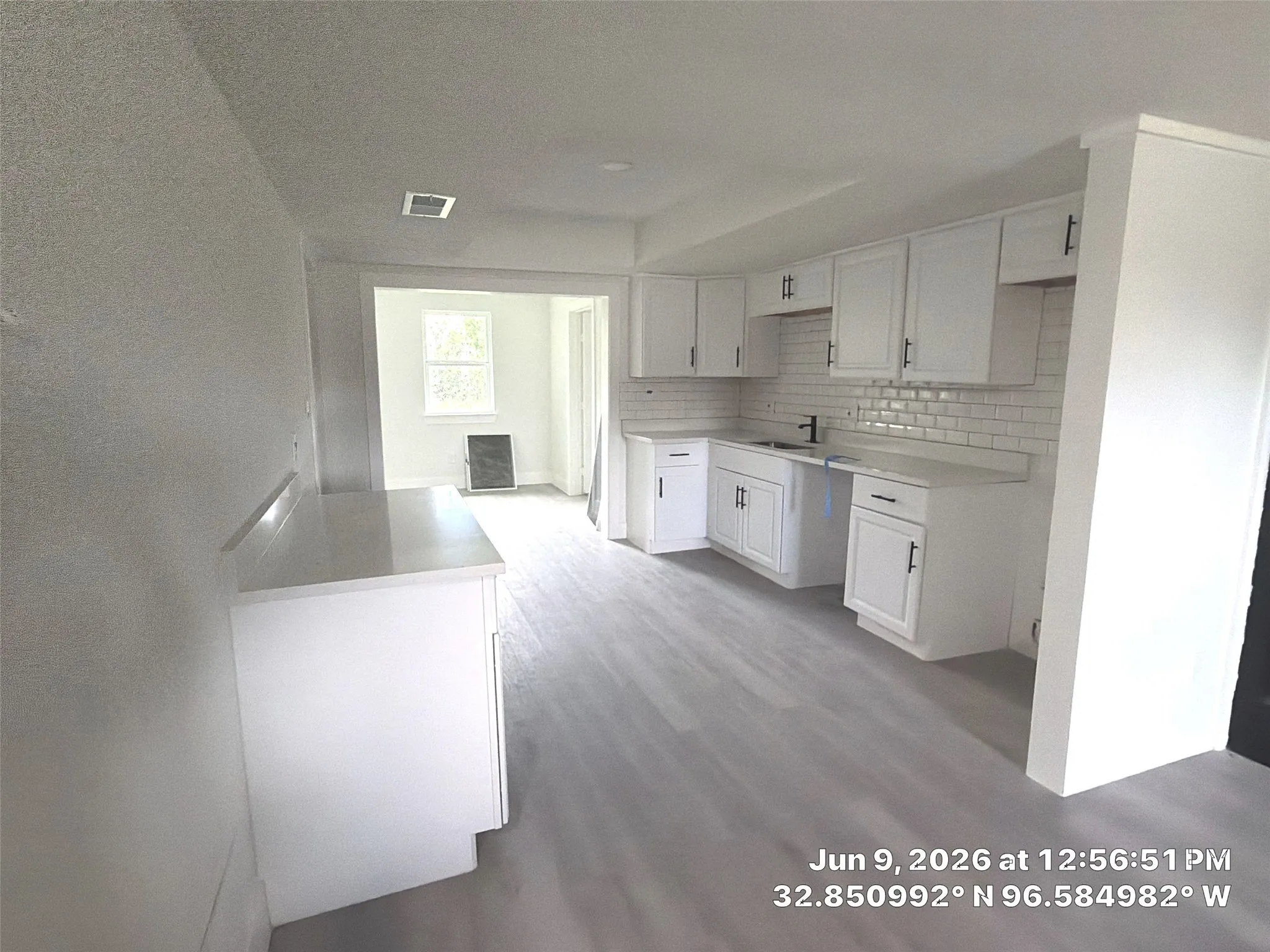 Single Family Residence For Sale in Dallas County , 2814 Bobtown Road, Garland, Texas 75043, 4 Bedroom, 3 Bathroom, 2 Garage spaces, 1,735 Sqft, built in 1974, Preowned, mls#21225656, Real Estate Agent in Garland, Homes For Sale in Dallas county, Homes For Sale in Garland, Realtor in Garland Texas, Real Estate Brokerage Independent Realty Texas, Luminita Cordes Realtor