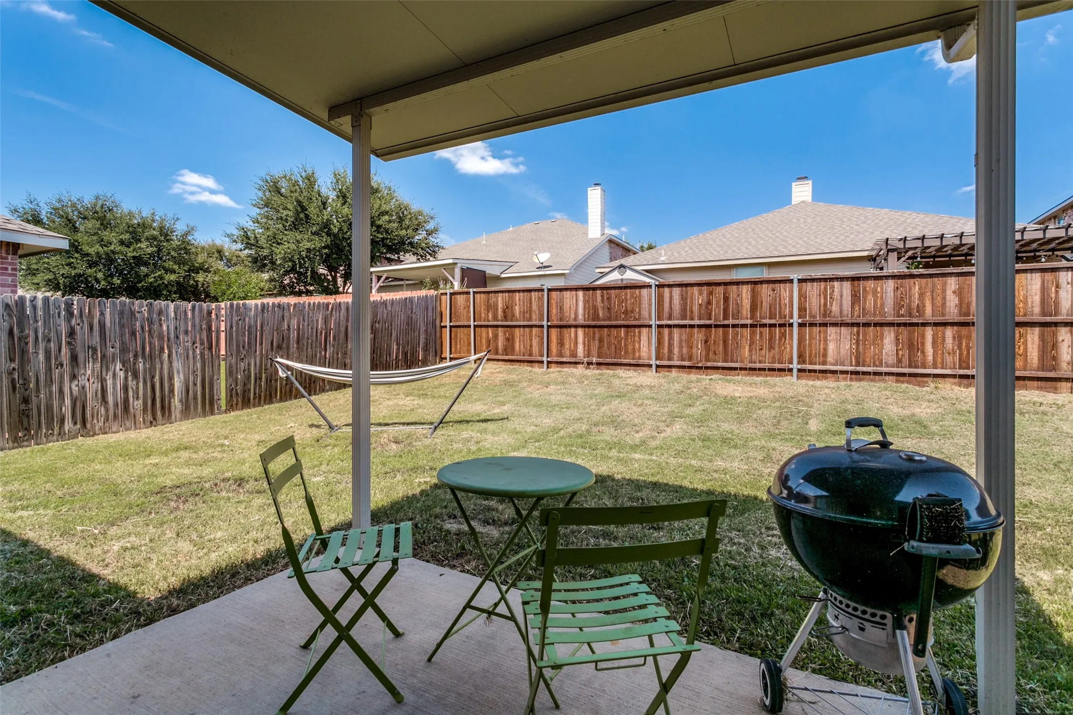 Single Family Residence For Sale in Tarrant County , 1629 Quails Nest Drive, Fort Worth, Texas 76177, 5 Bedrooms, 3 Bathrooms, 2 Garage spaces, 2,889 Sqft, built in 2007, Preowned, Price $390,000, mls#21260158, Real Estate Agent in Fort Worth, Homes For Sale in Tarrant county, Homes For Sale in Fort Worth, Realtor in Fort Worth Texas, Real Estate Brokerage Independent Realty Texas, Luminita Cordes Realtor