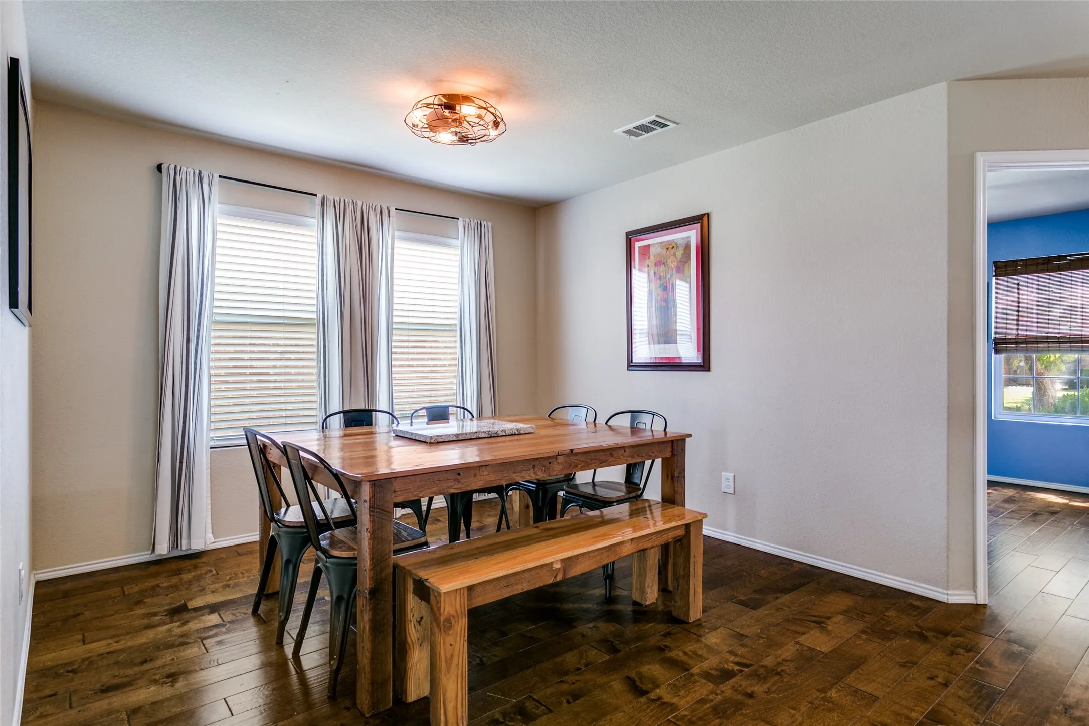Single Family Residence For Sale in Tarrant County , 1629 Quails Nest Drive, Fort Worth, Texas 76177, 5 Bedrooms, 3 Bathrooms, 2 Garage spaces, 2,889 Sqft, built in 2007, Preowned, Price $390,000, mls#21260158, Real Estate Agent in Fort Worth, Homes For Sale in Tarrant county, Homes For Sale in Fort Worth, Realtor in Fort Worth Texas, Real Estate Brokerage Independent Realty Texas, Luminita Cordes Realtor